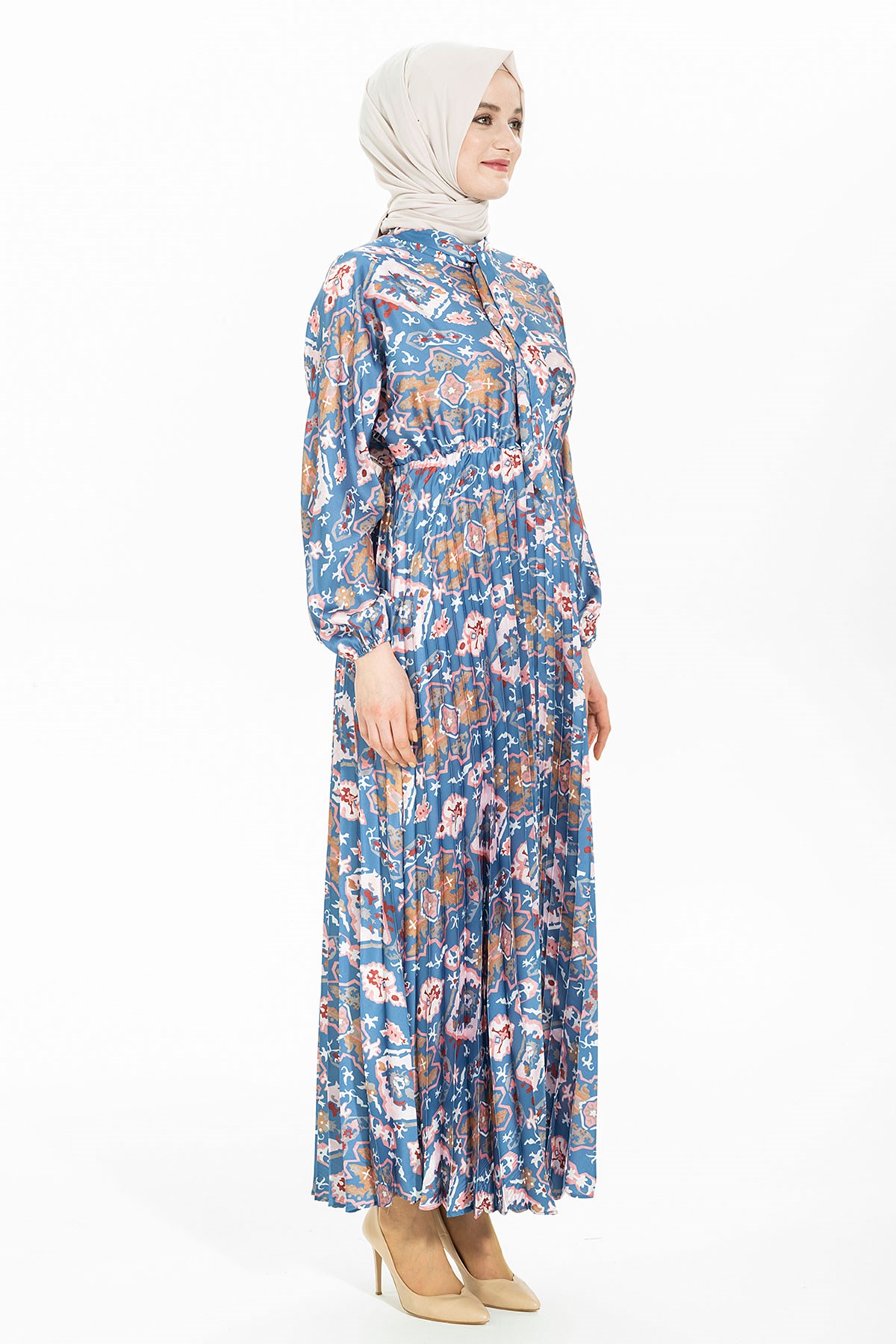 Beyza-BÜKLÜM DESENLİ ELBİSE MAVİ DESENLİ