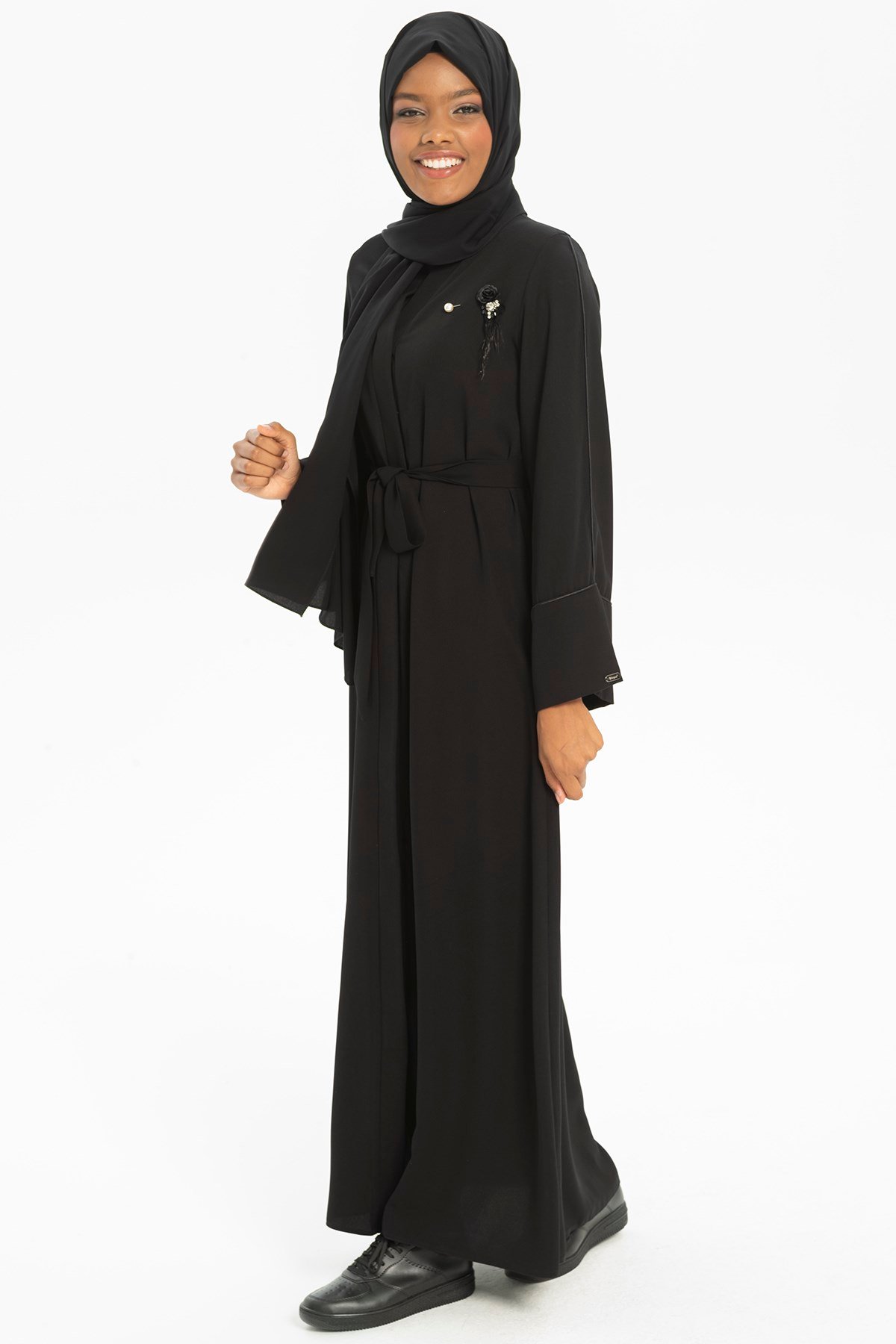 Beyza-BAYRAM ABAYA SİYAH KREP