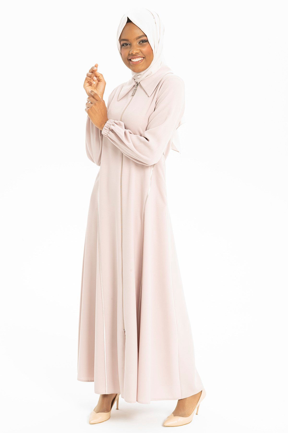 Beyza-GÜLSELİ FERACE BEJ KUM KREP