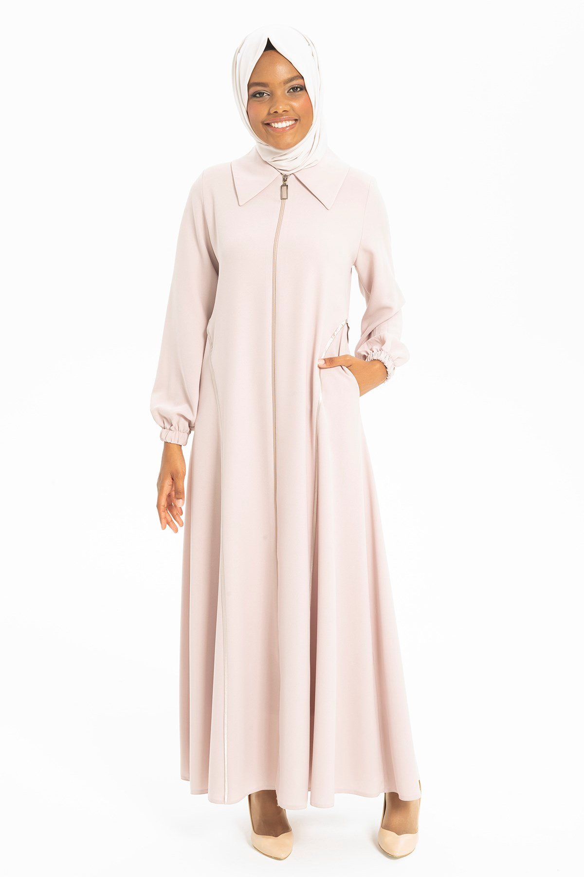 Beyza-GÜLSELİ FERACE BEJ KUM KREP