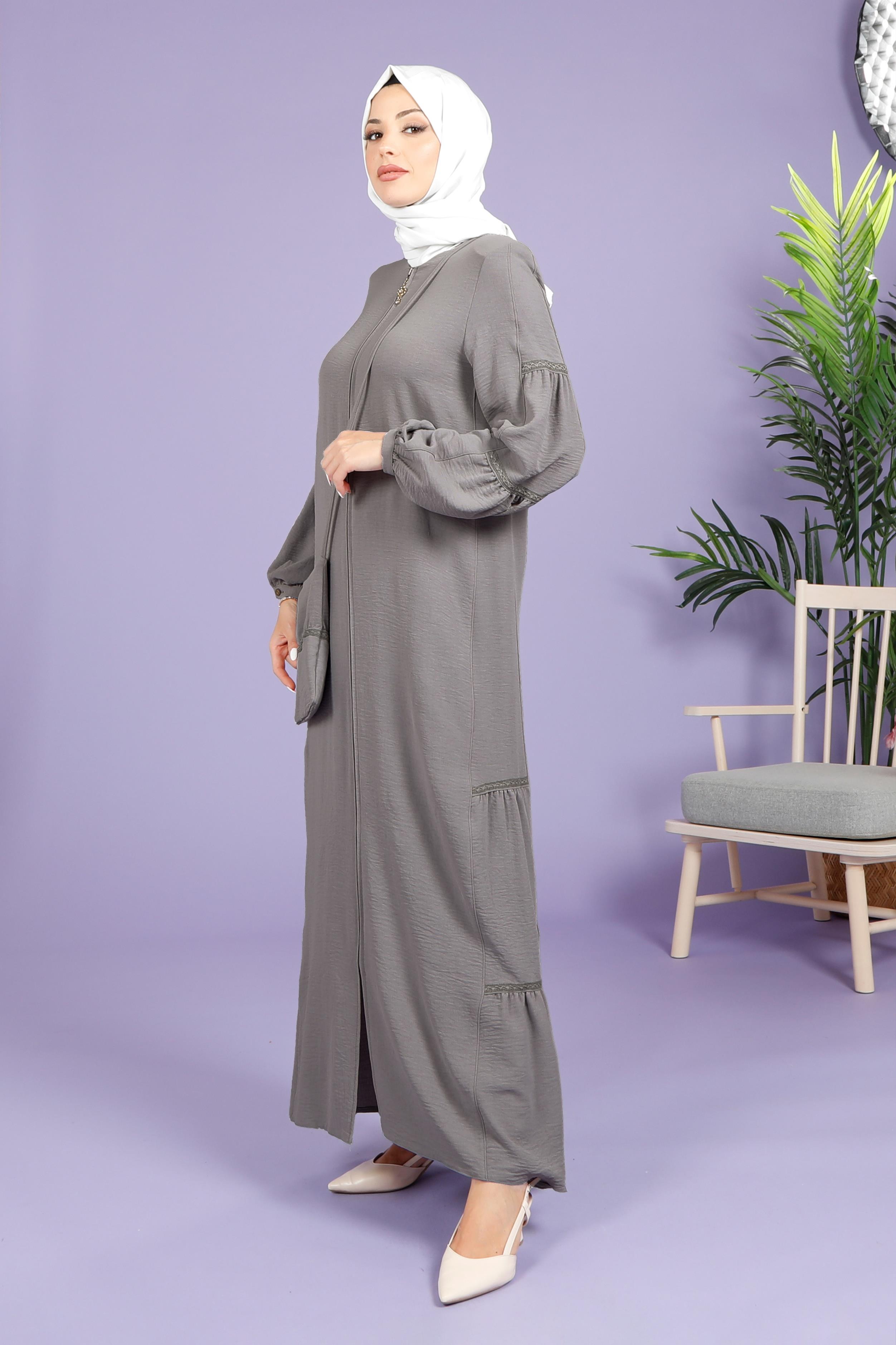 Beyza-SİNEM FERACE GRİ AEROBİN