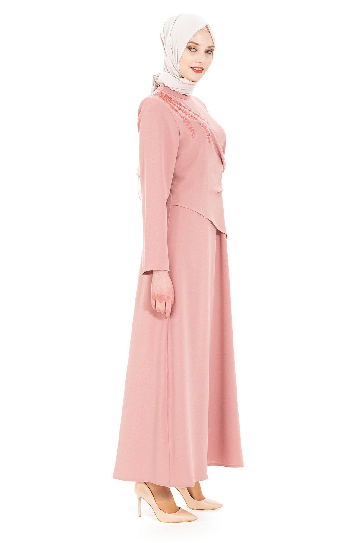 Beyza-SONAY TAŞLI ELBİSE PUDRA KUM KREP