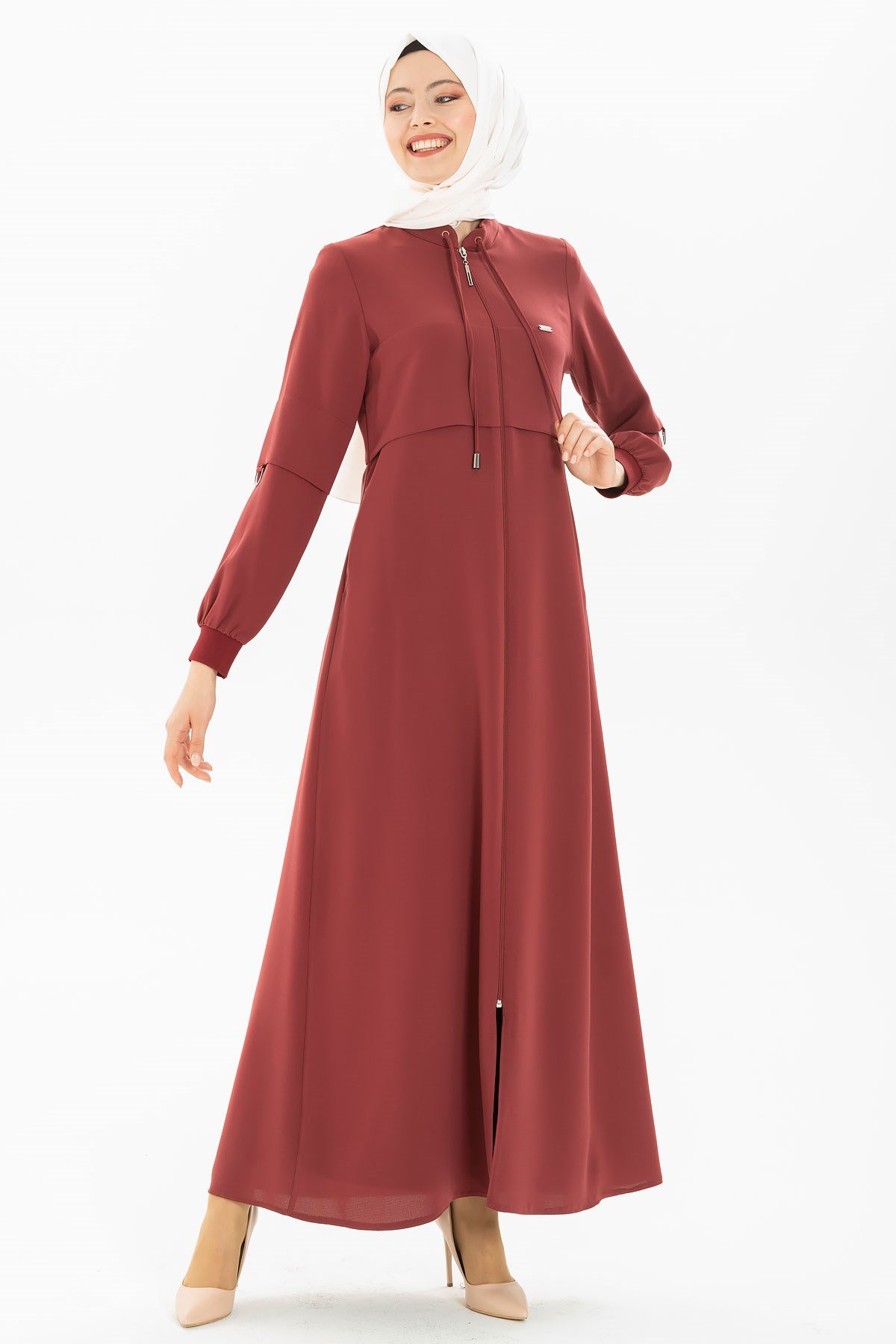 Beyza-عباءة رياضية باللون الطوبي 3M3163