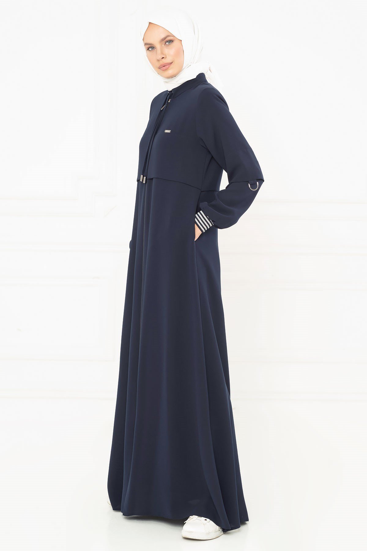 Beyza-عباءة رياضية باللون الكحلي 3M3163