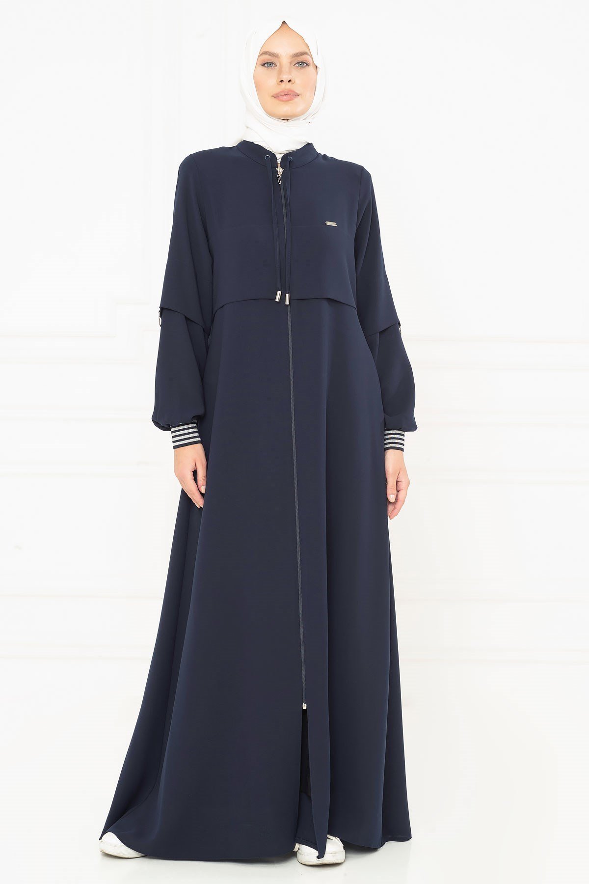 Beyza-عباءة رياضية باللون الكحلي 3M3163