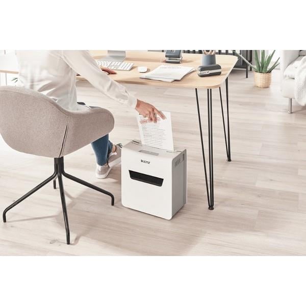 Evrak İmha Makineleri Leitz IQ Protect Evrak İmha Makinesi  4M P5 EU Satın Al