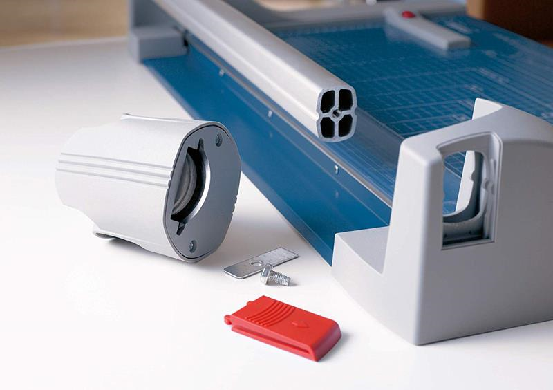 Giyotin Makas DAHLE 440 SÜRGÜLÜ GİYOTİN - A4 - 36CM - 35SYF. Satın Al