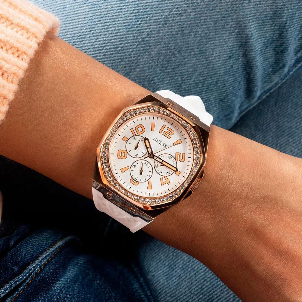 Kadın Kol Saatleri GUESS GUGW0694L3 Kadın Kol Saati Satın Al