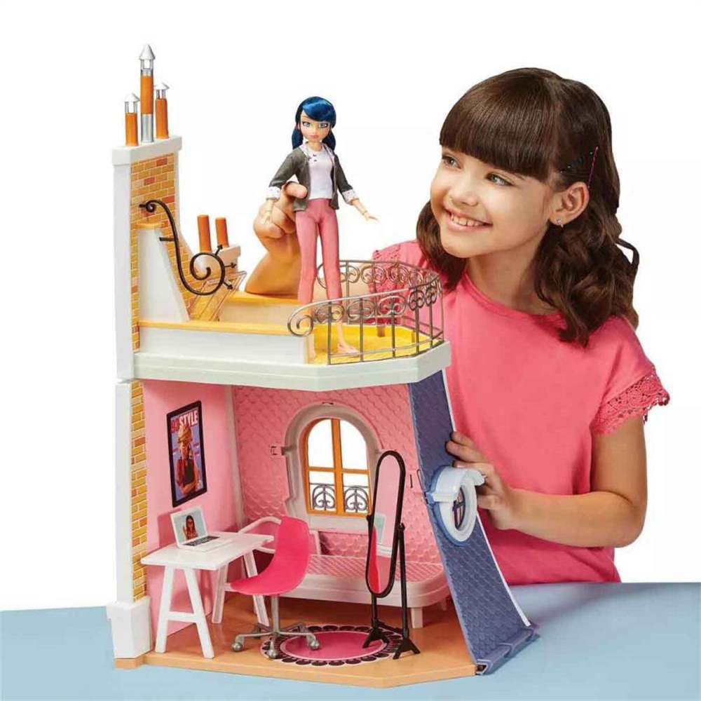 Miraculous Ladybug Marinette'in 2'si 1 Arada Oyun Seti MRA36000
