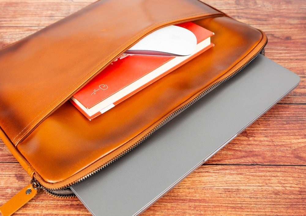Notebook ve Sırt Çantaları Awe 14 inç MacBook Ve Pc Uyumlu Deri Kılıf RST2EF Taba Satın Al