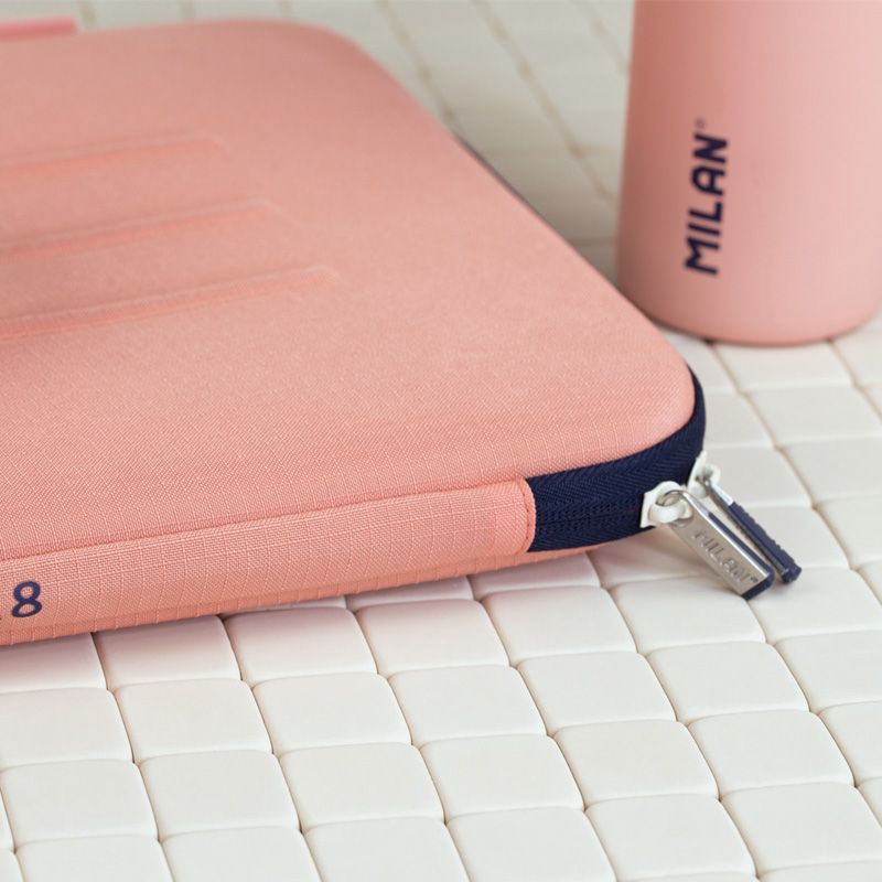 Notebook ve Sırt Çantaları MILAN 085156SNCP 1918 YARI SERT PEMBE LAPTOP ÇANTASI Satın Al