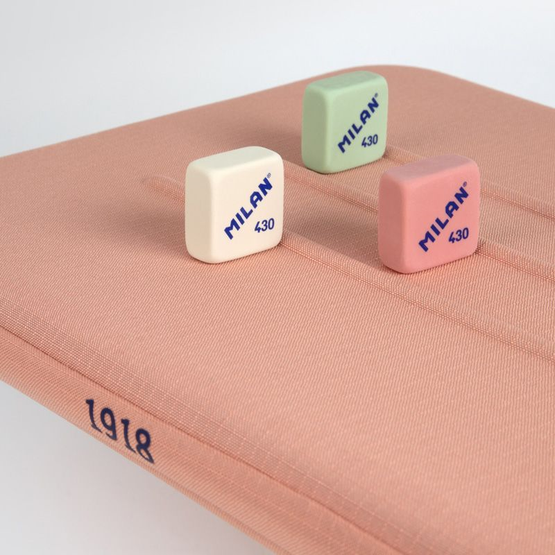 Notebook ve Sırt Çantaları MILAN 085156SNCP 1918 YARI SERT PEMBE LAPTOP ÇANTASI Satın Al