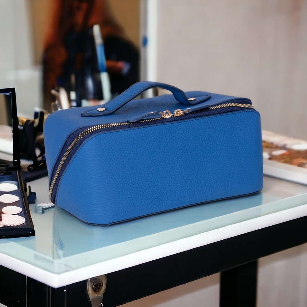 Sırt Çantası Ella Kadın Seyahat Kozmetik Bakım Makyaj Çantası Organizer Kobalt Mavi Satın Al