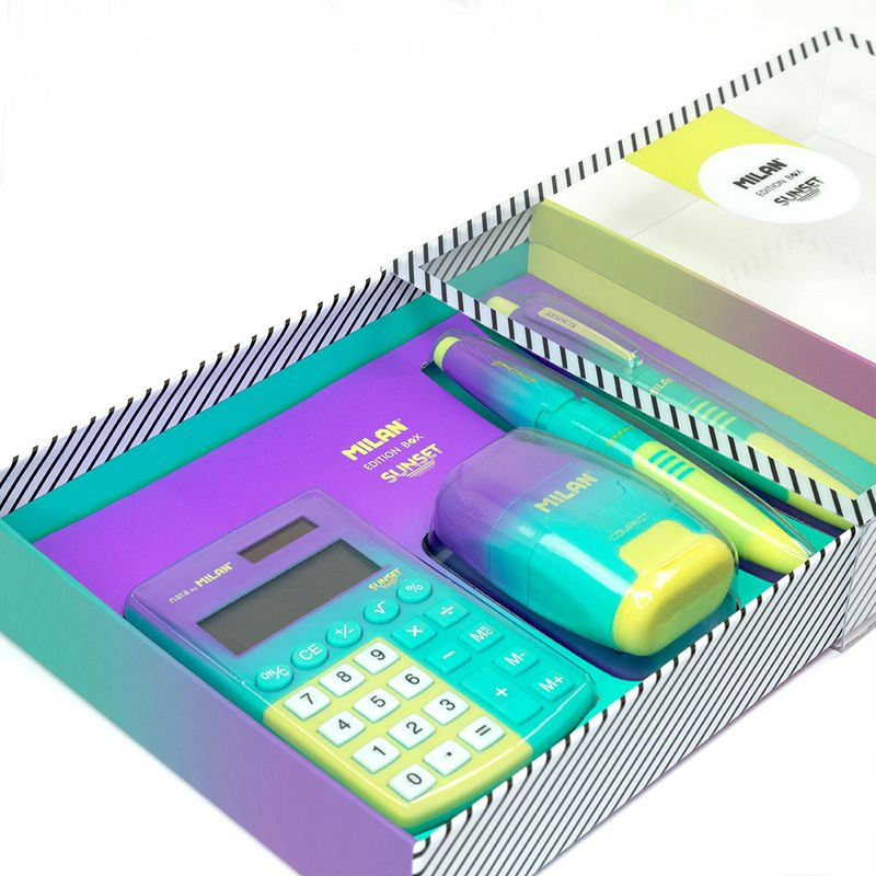 Tükenmez Kalemler MILAN 6350SNY SUNSET YEŞİL-SARI HESAP MAKİNELİ HEDİYE SETİ Satın Al