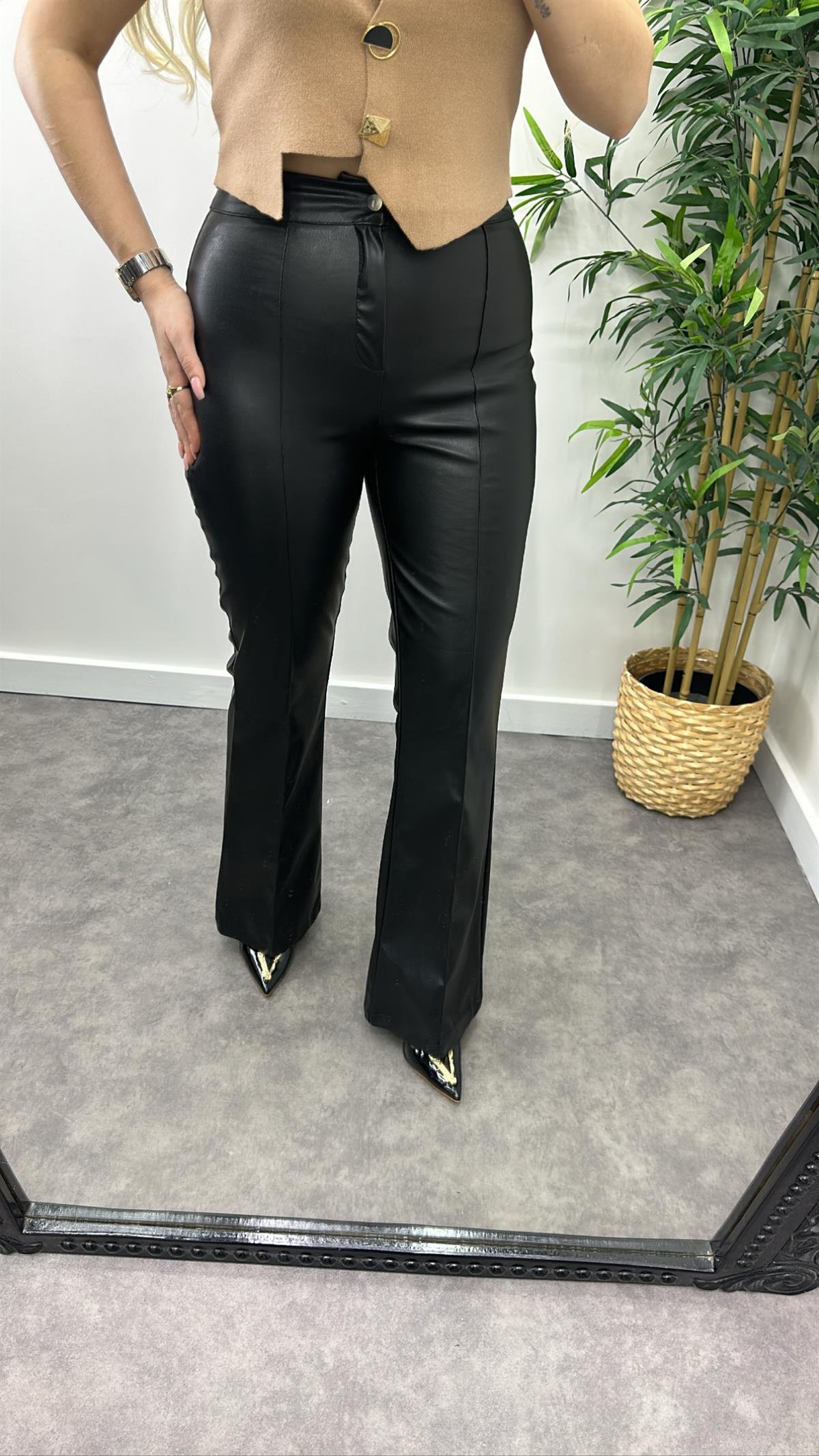 Bol Paça Deri Pantolon