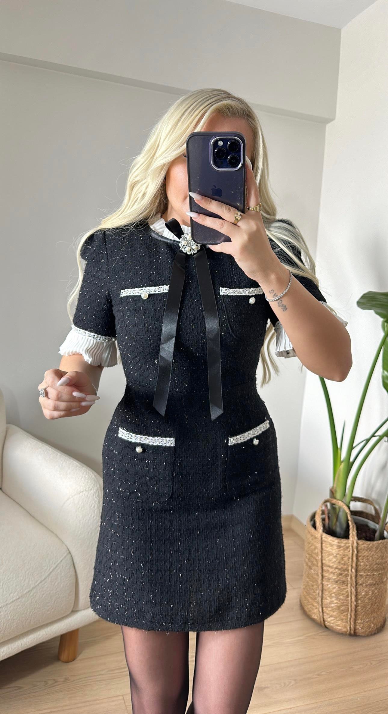 Buklet Tasarım Elbise