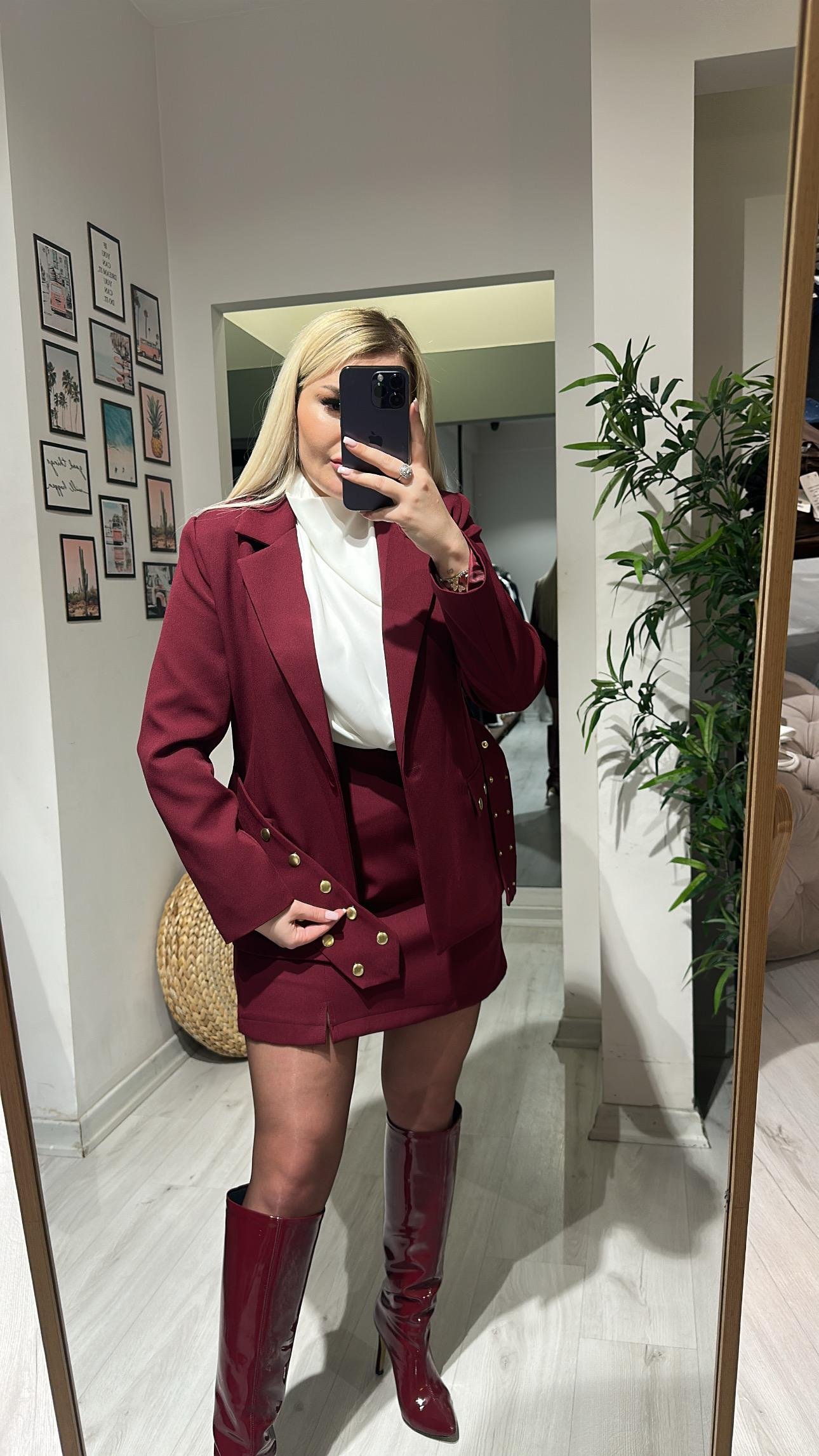 Çıtçıtlı Kemer Detay Ceket