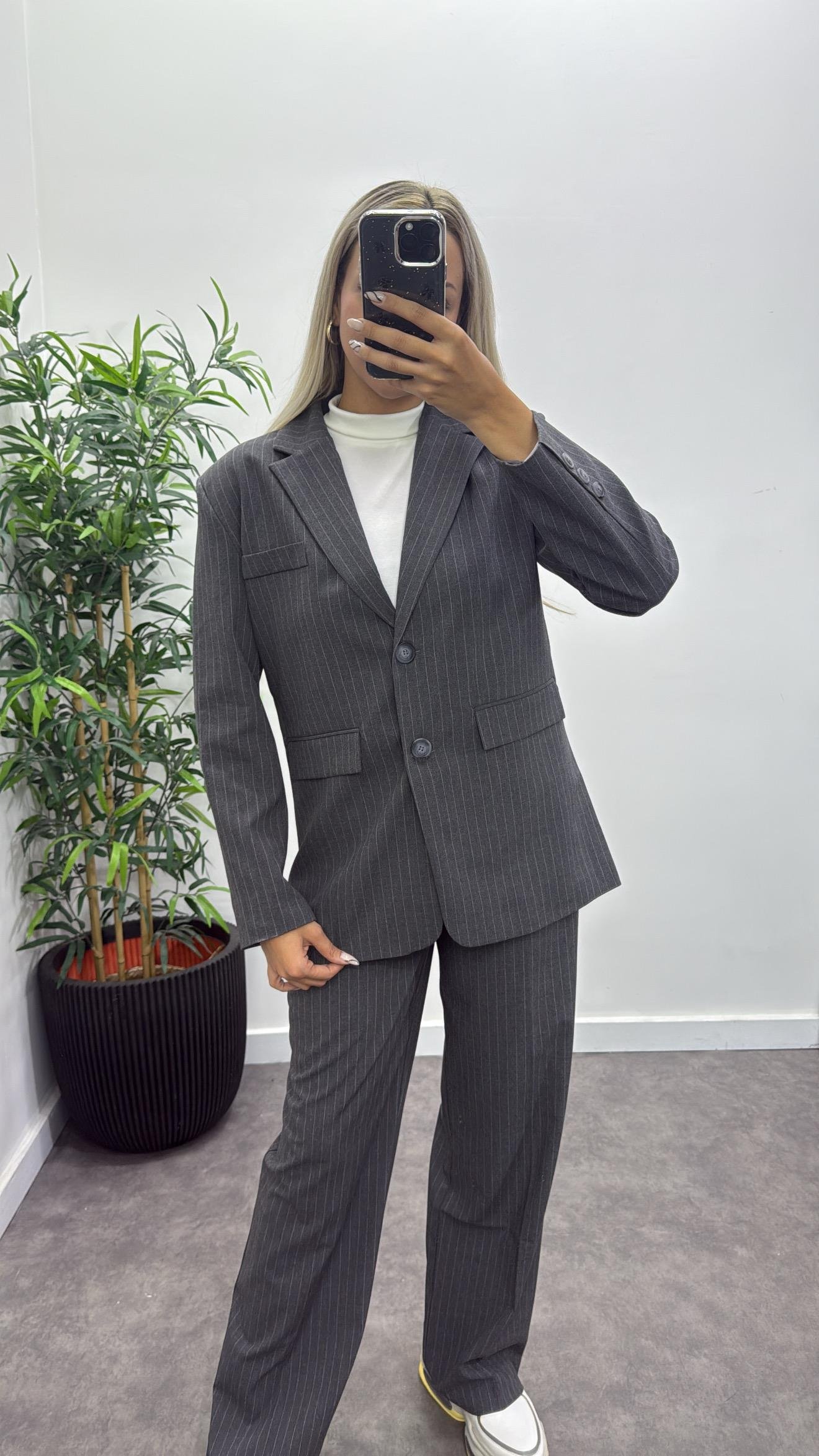 Çizgili Palazzo Takım Elbise