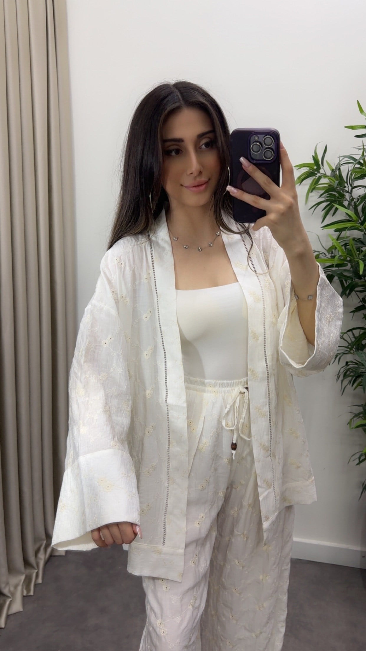Fisto İşlemeli Keten Kimono