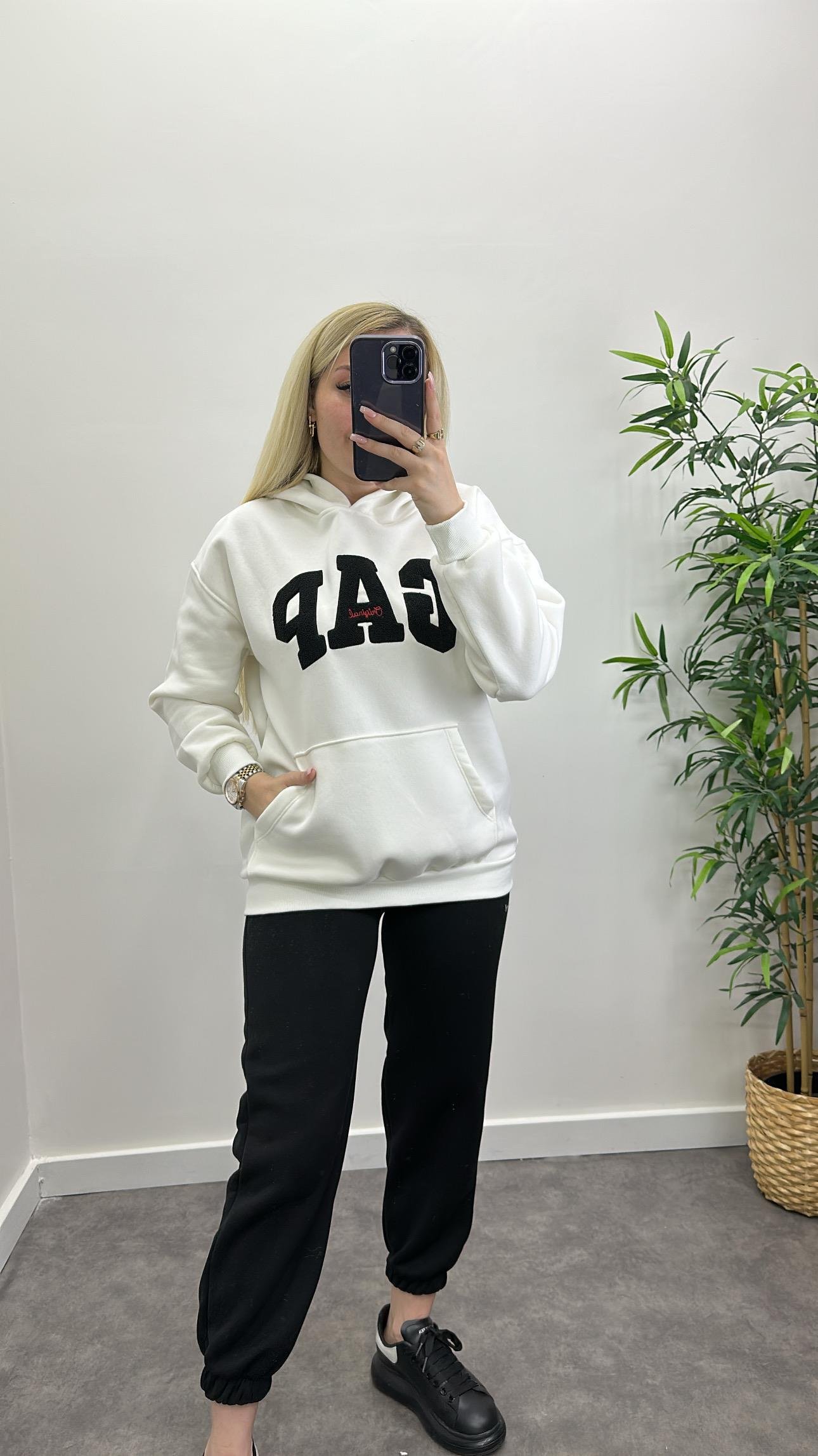 GAP Model Sweat
