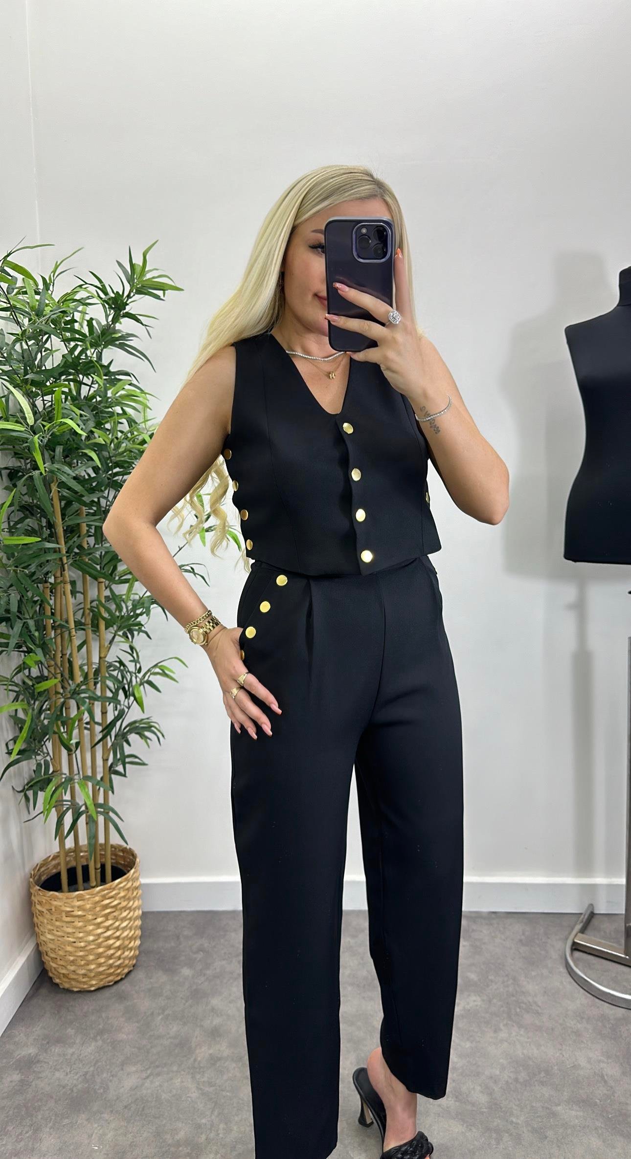 Gold Düğmeli Çıtçıtlı Takım