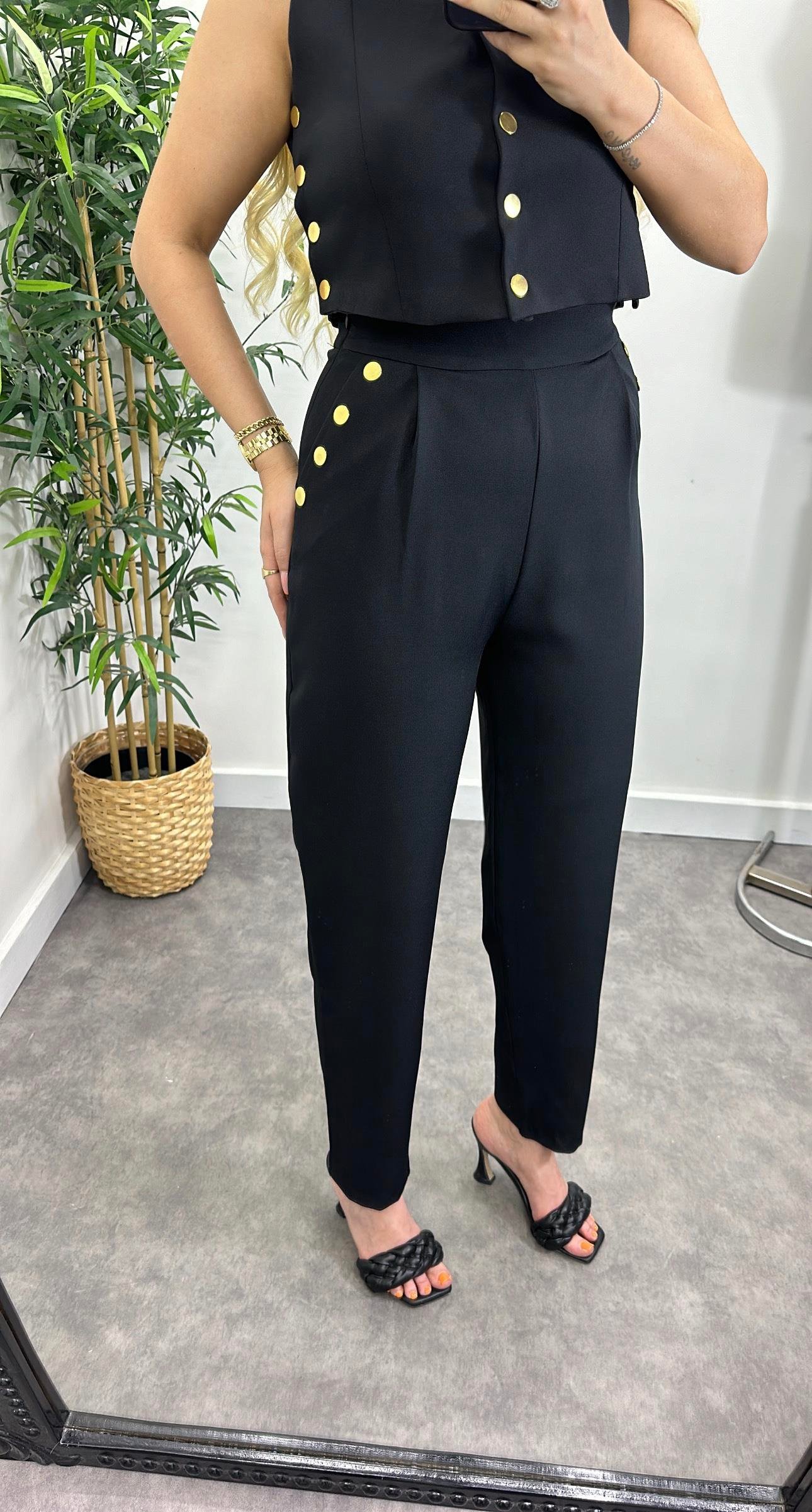 Gold Düğmeli Çıtçıtlı Takım