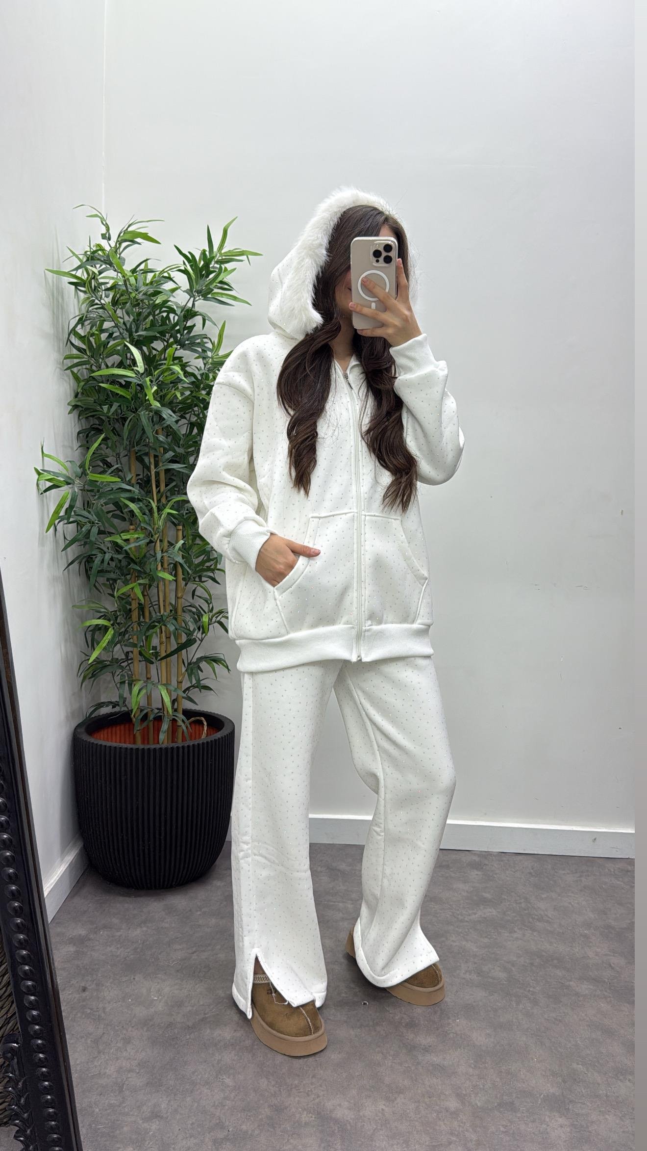 Kapşon Kürklü Taşlı Takım