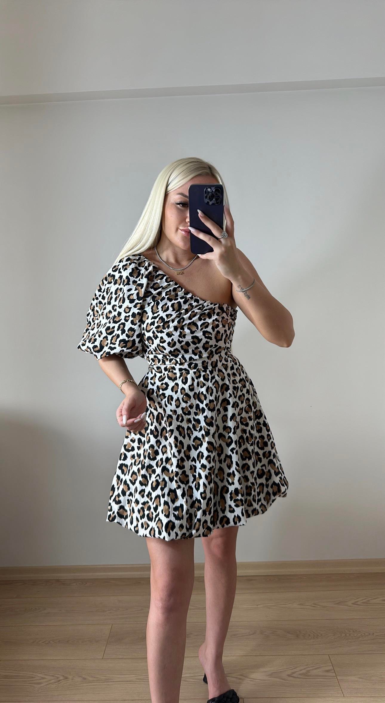 Leopar Tek Omuz Elbise