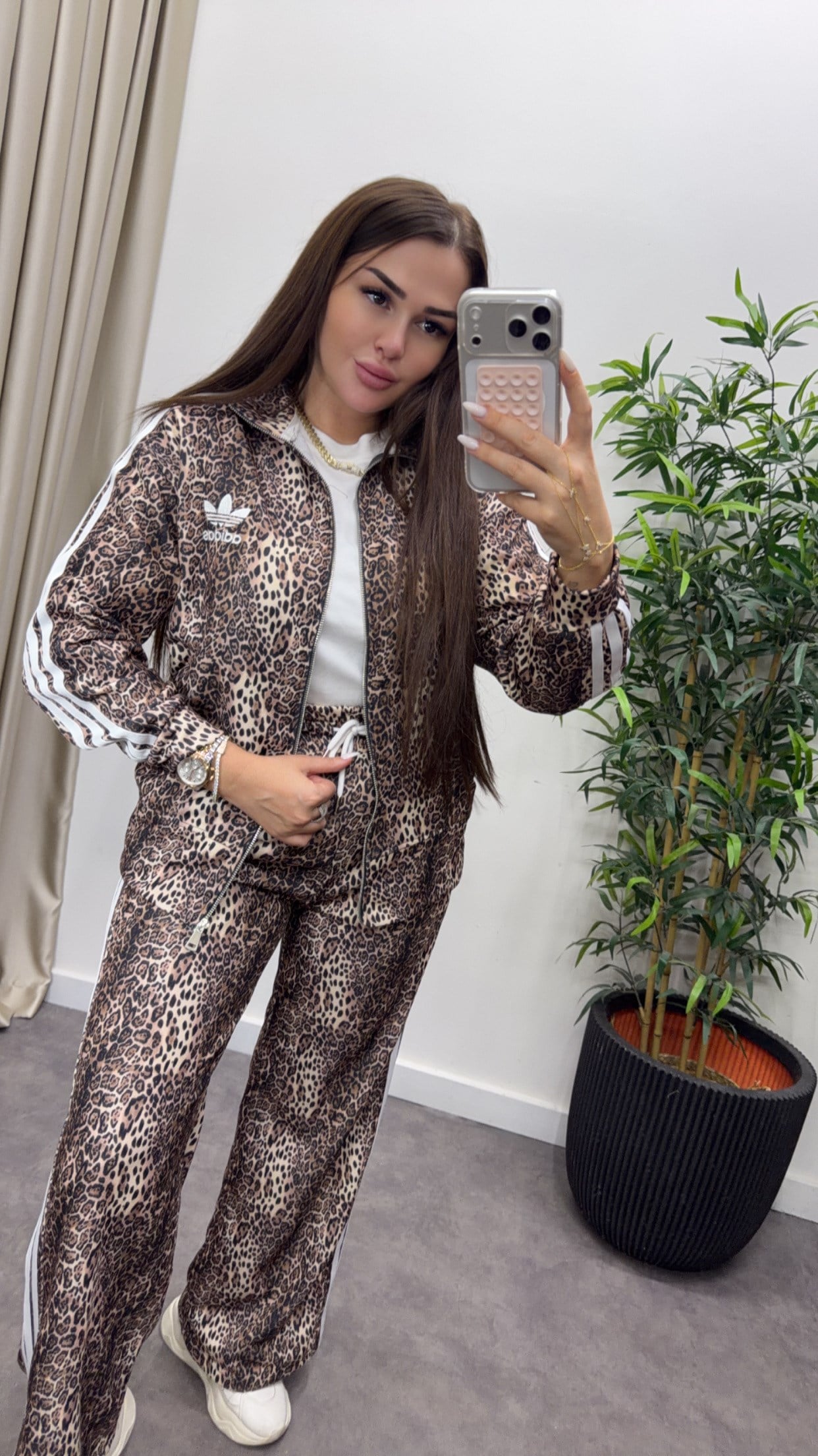 Marka Model Baskılı Leopar Takım