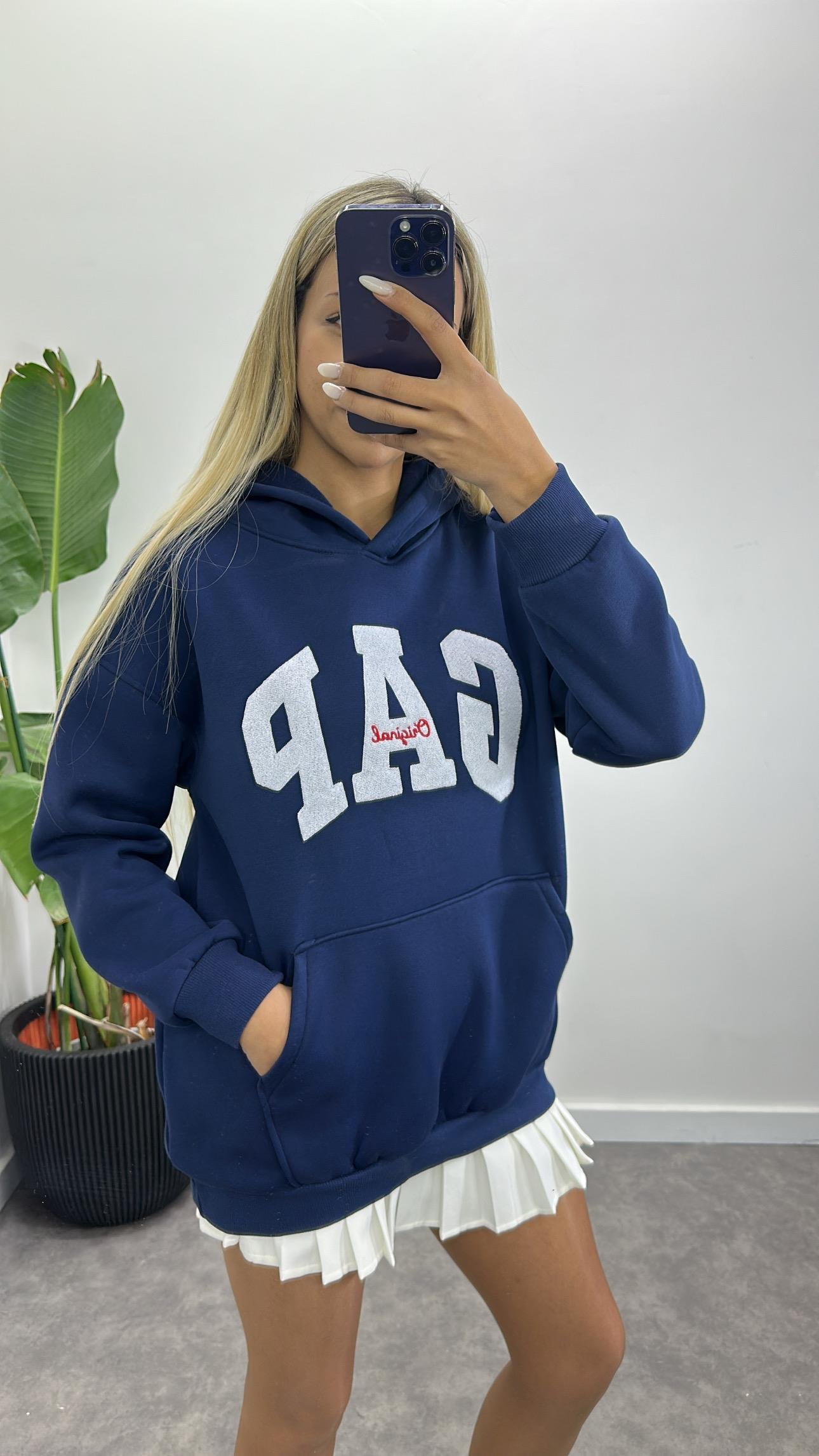 Marka Model Şardonlu Sweatshirt