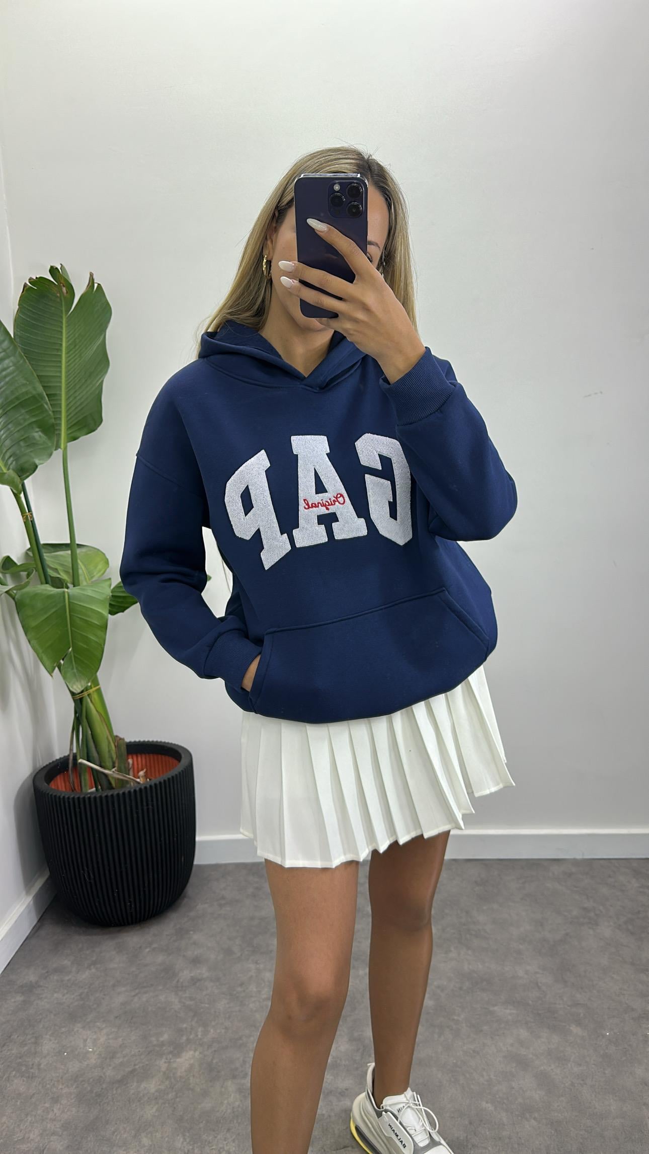 Marka Model Şardonlu Sweatshirt