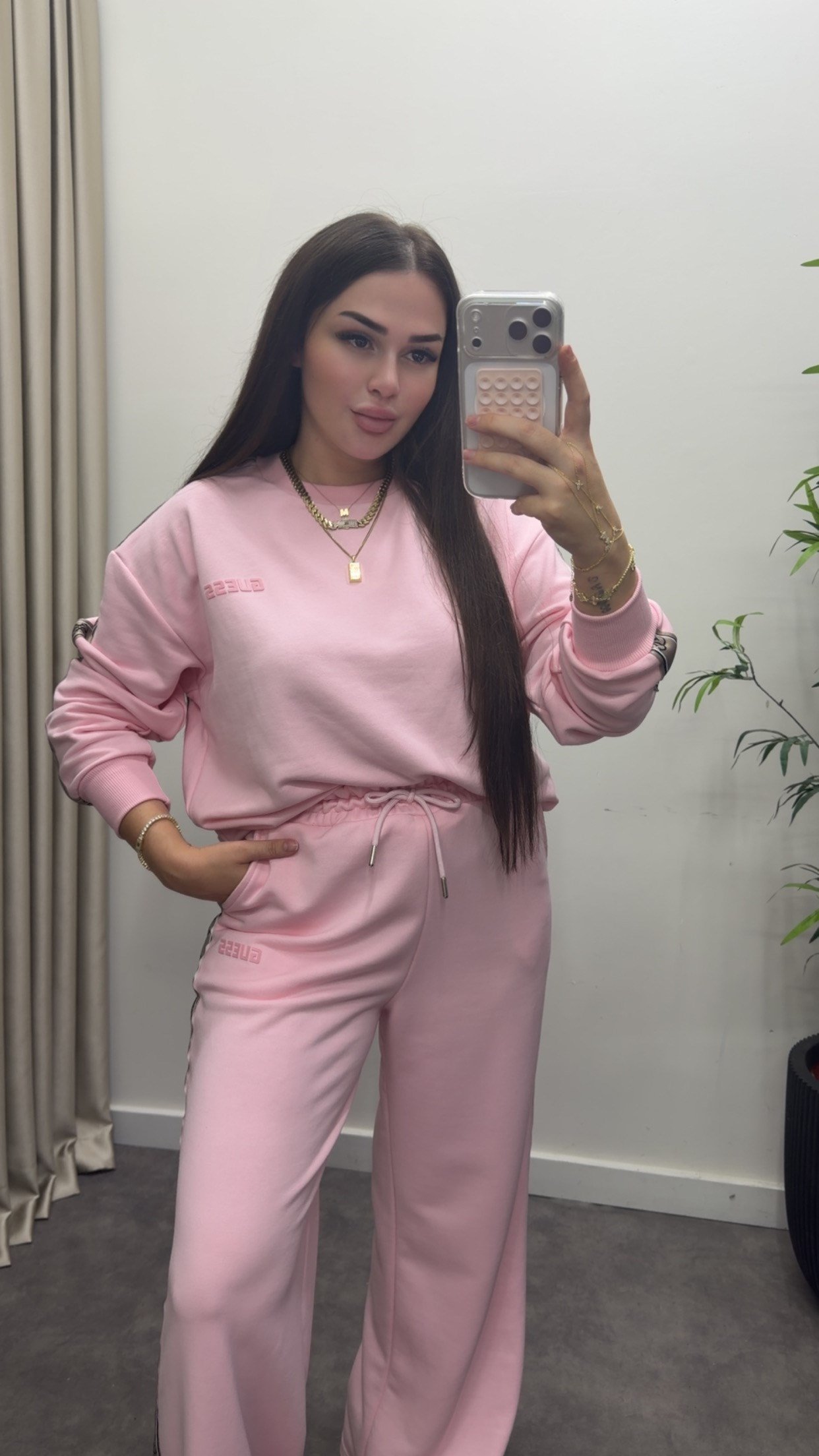 Marka Model Şeritli Takım