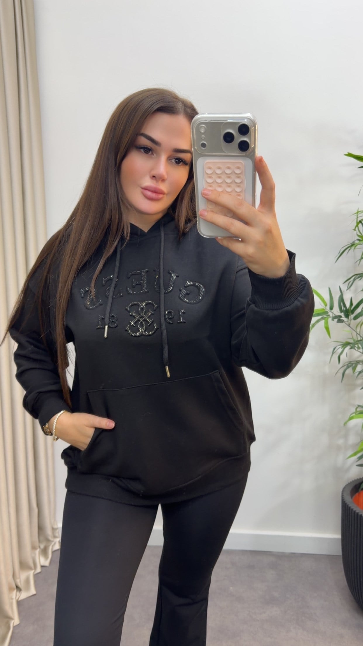 Marka Model Taşlı Sweatshirt