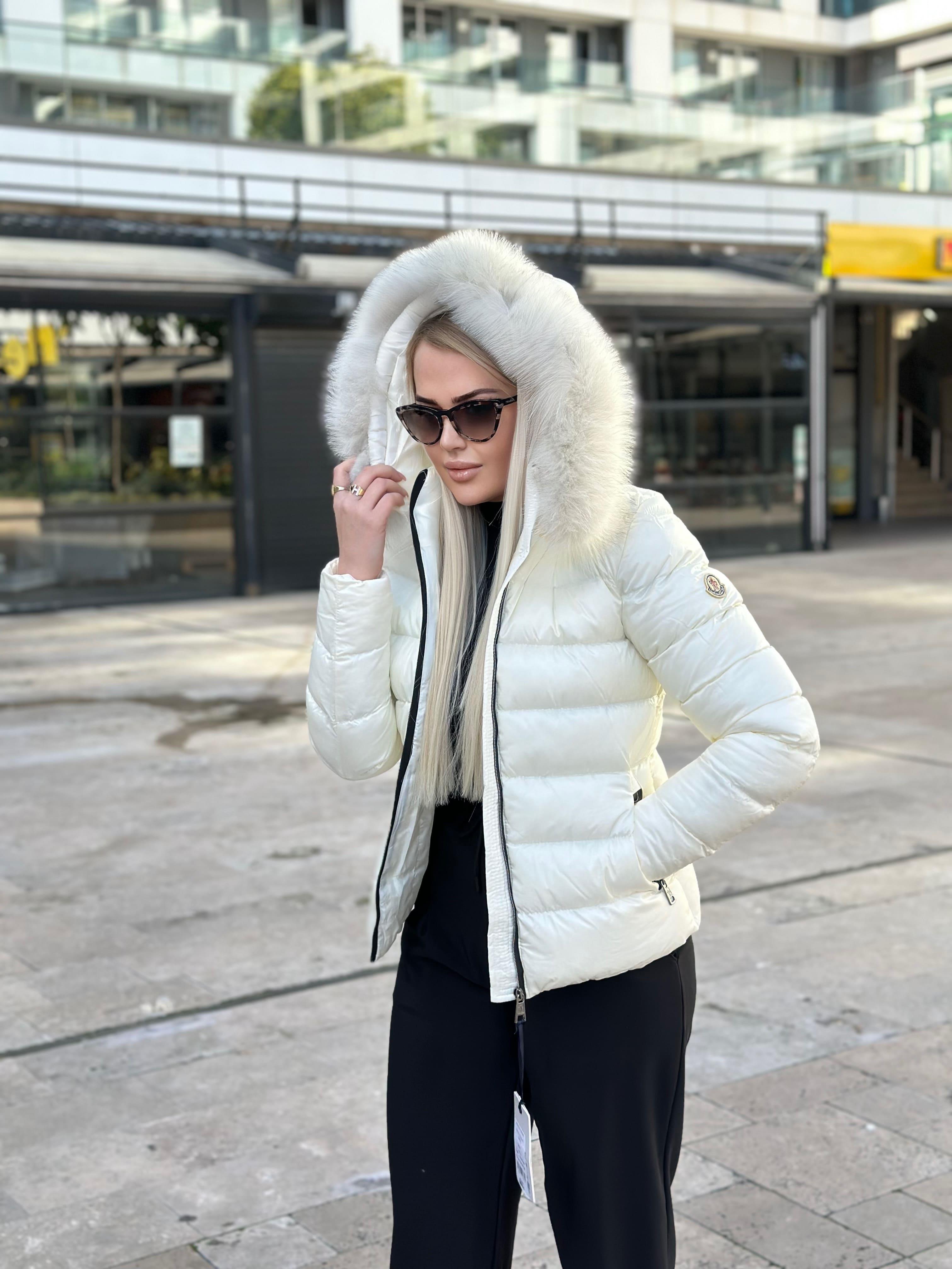 Moncler Model Kürklü Orjinal Mont Kırık Beyaz