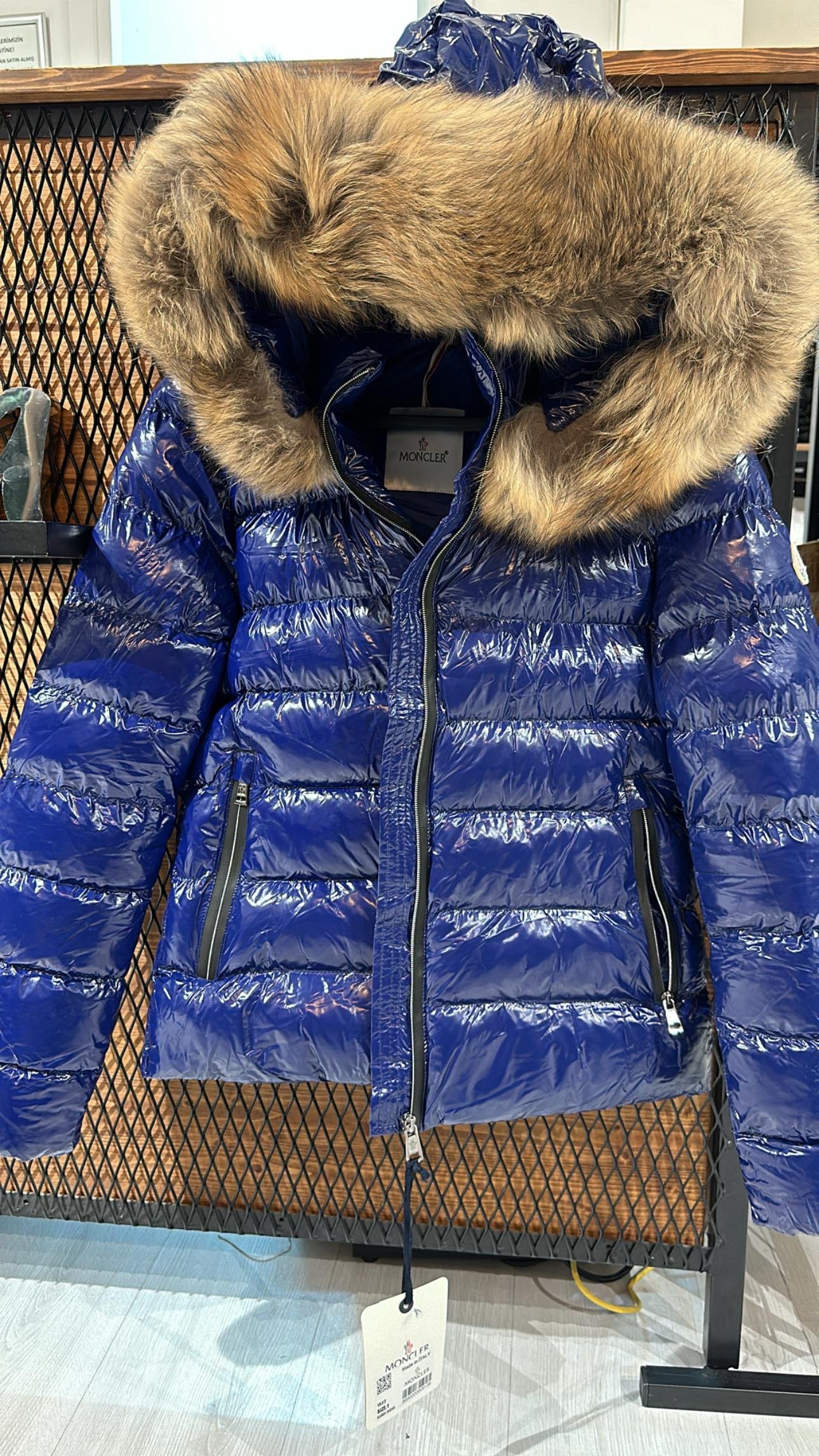Mon*ler Model Kürklü Mont