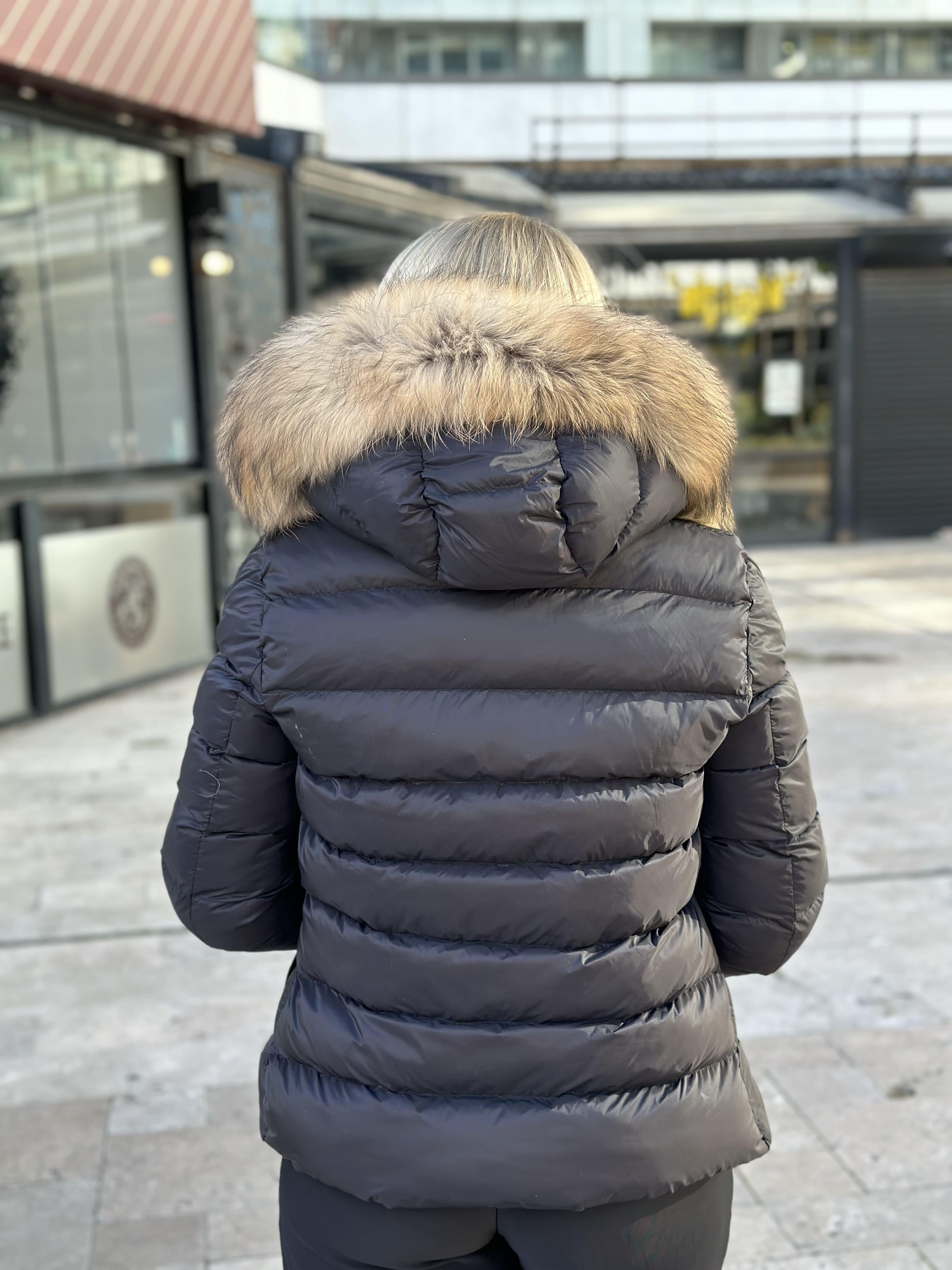 Mon*ler Model Kürklü Mont Mat