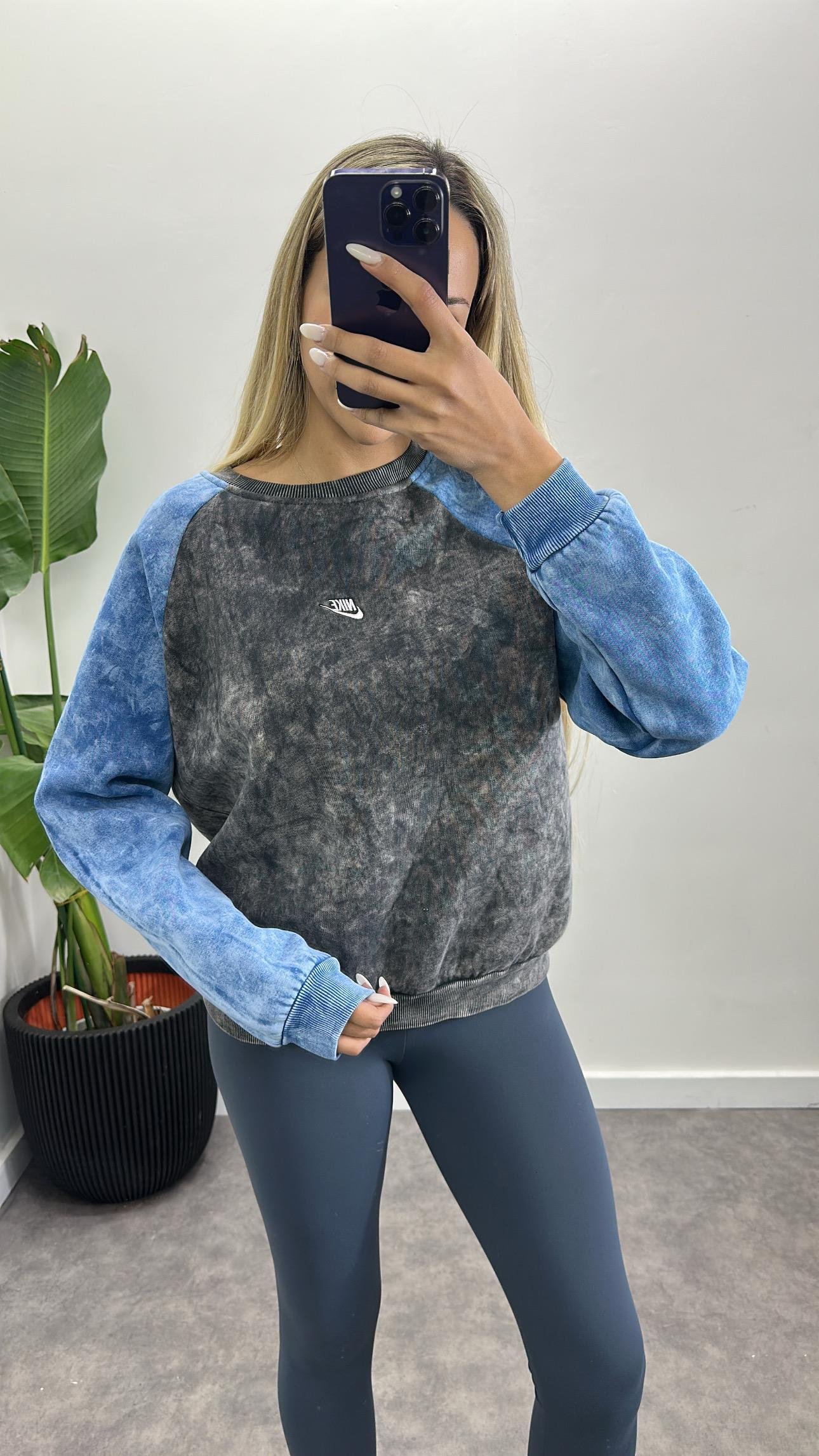 Nik* Model Marka Sweat