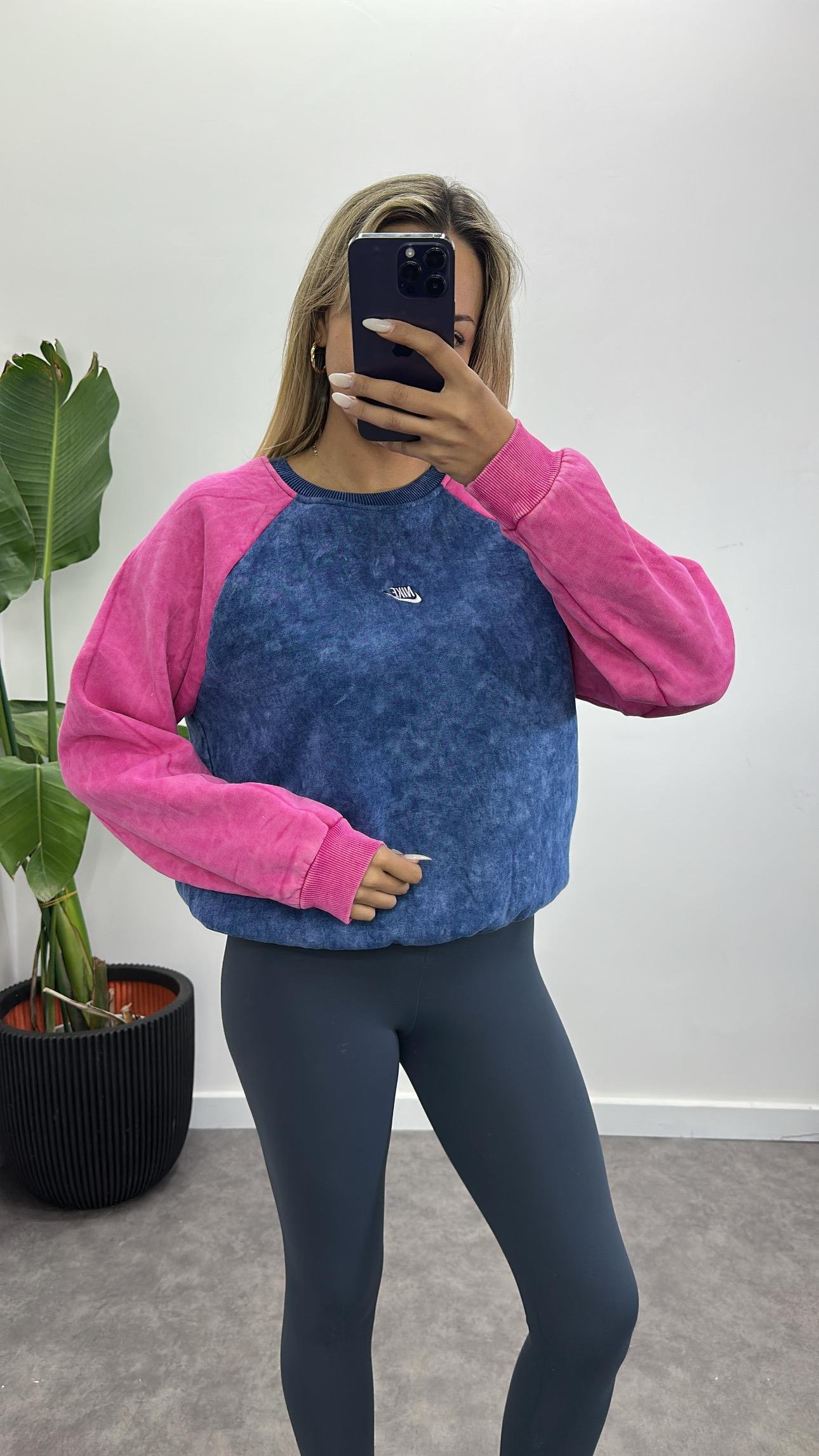 Nik* Model Marka Sweat