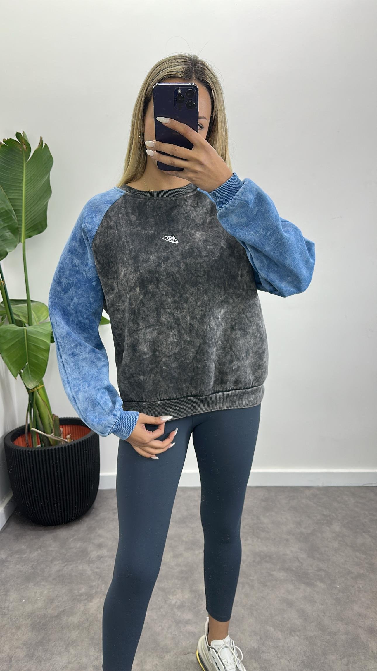 Nik* Model Marka Sweat