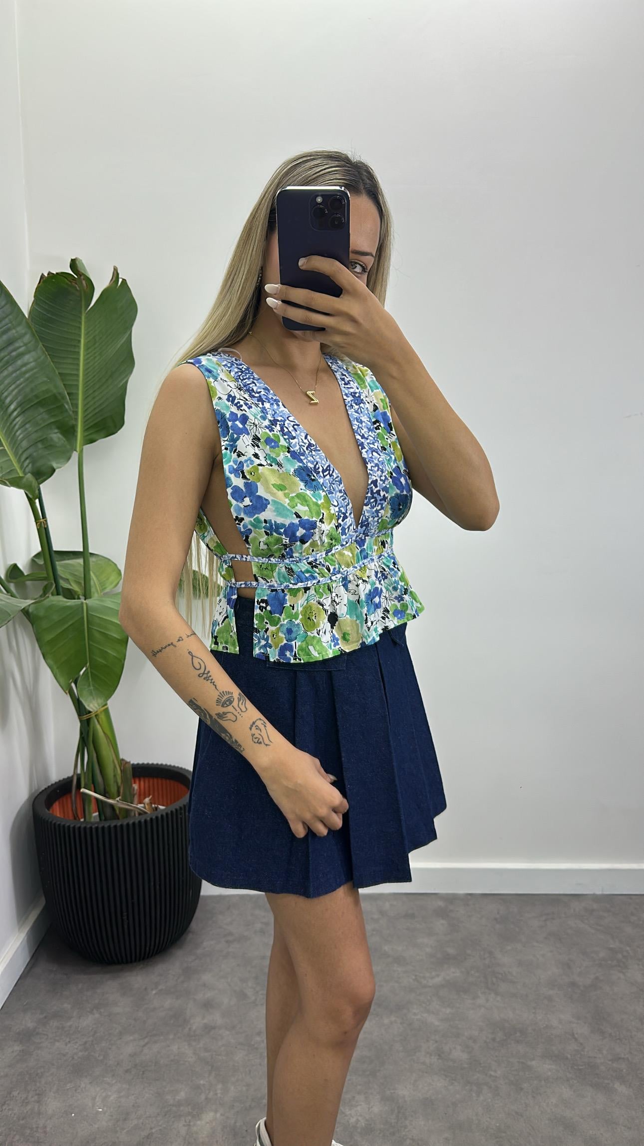 Önden Bağcıklı Bluz