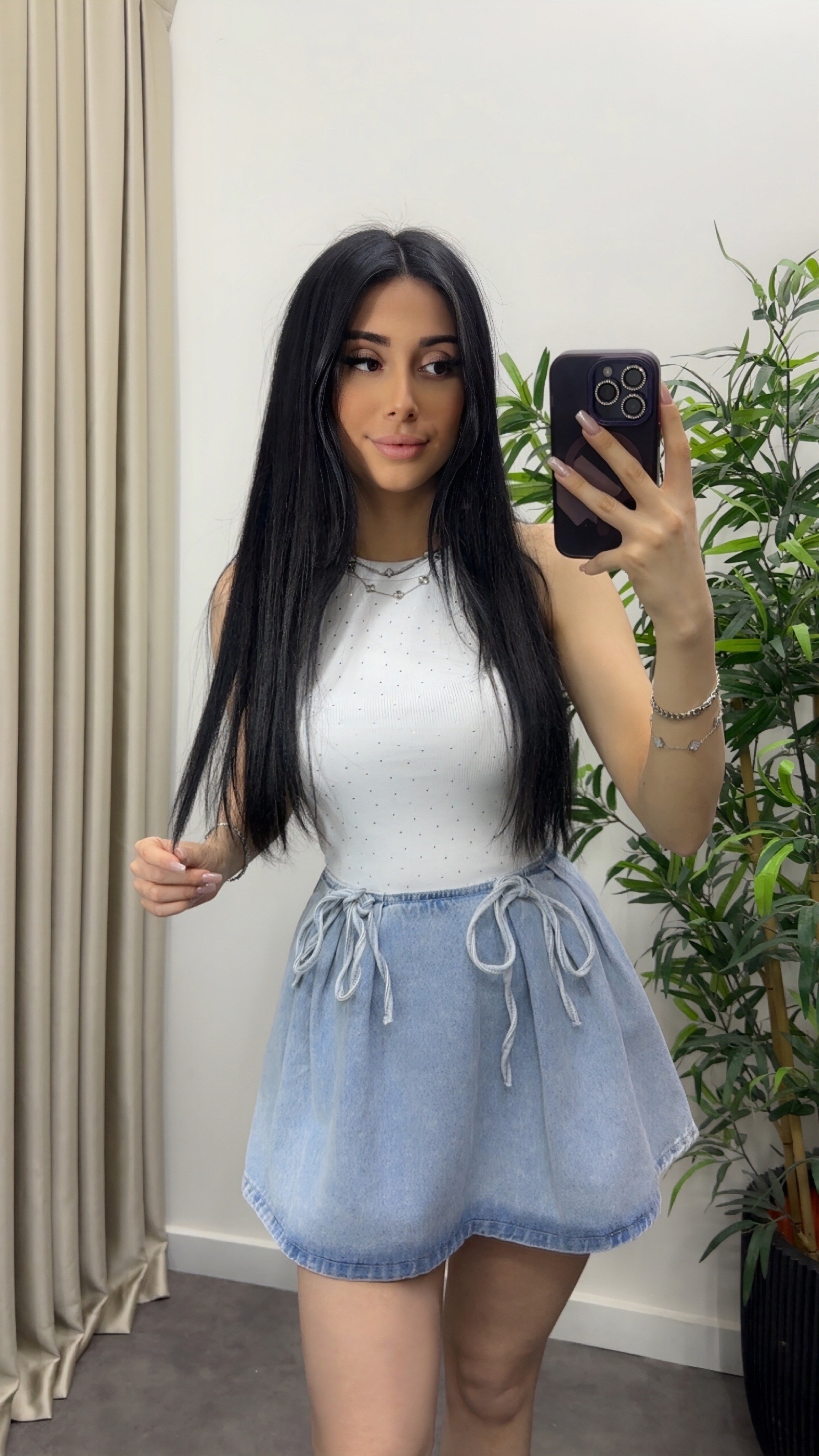 Önü Fiyonklu Mini Etek