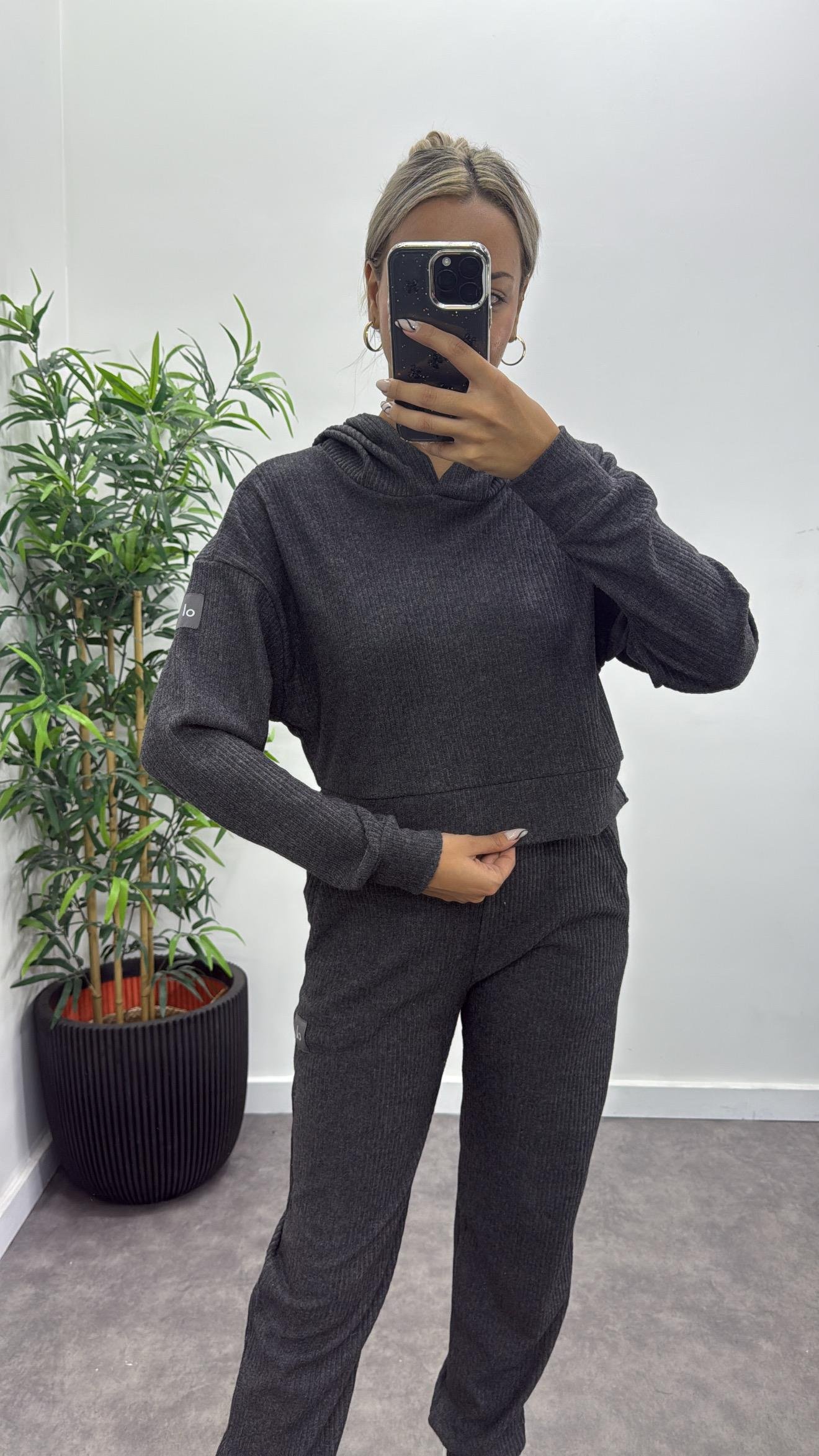 Orj Marka Armarlı Yumoş Takım