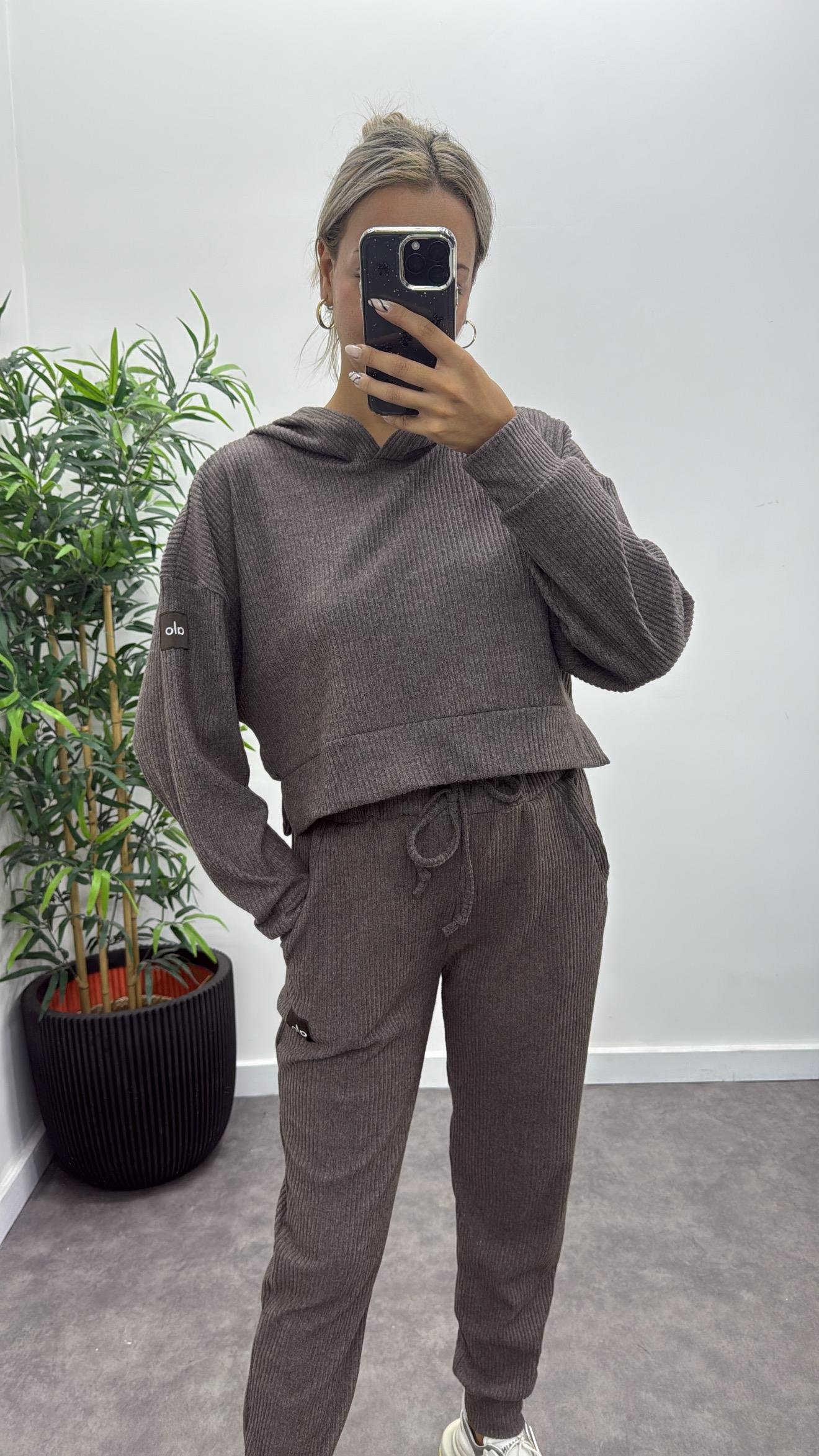 Orj Marka Armarlı Yumoş Takım