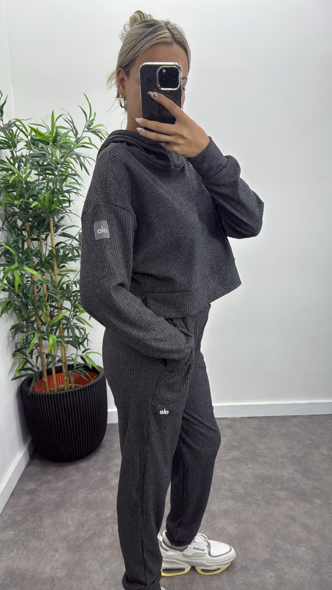 Orj Marka Armarlı Yumoş Takım