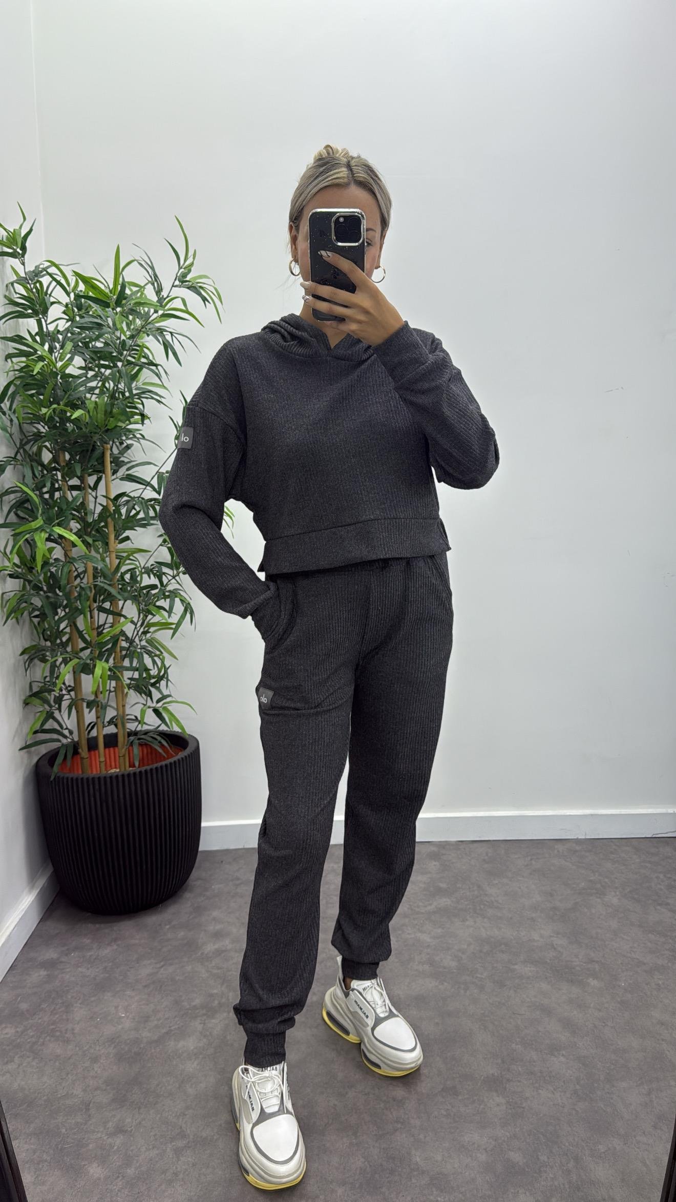 Orj Marka Armarlı Yumoş Takım