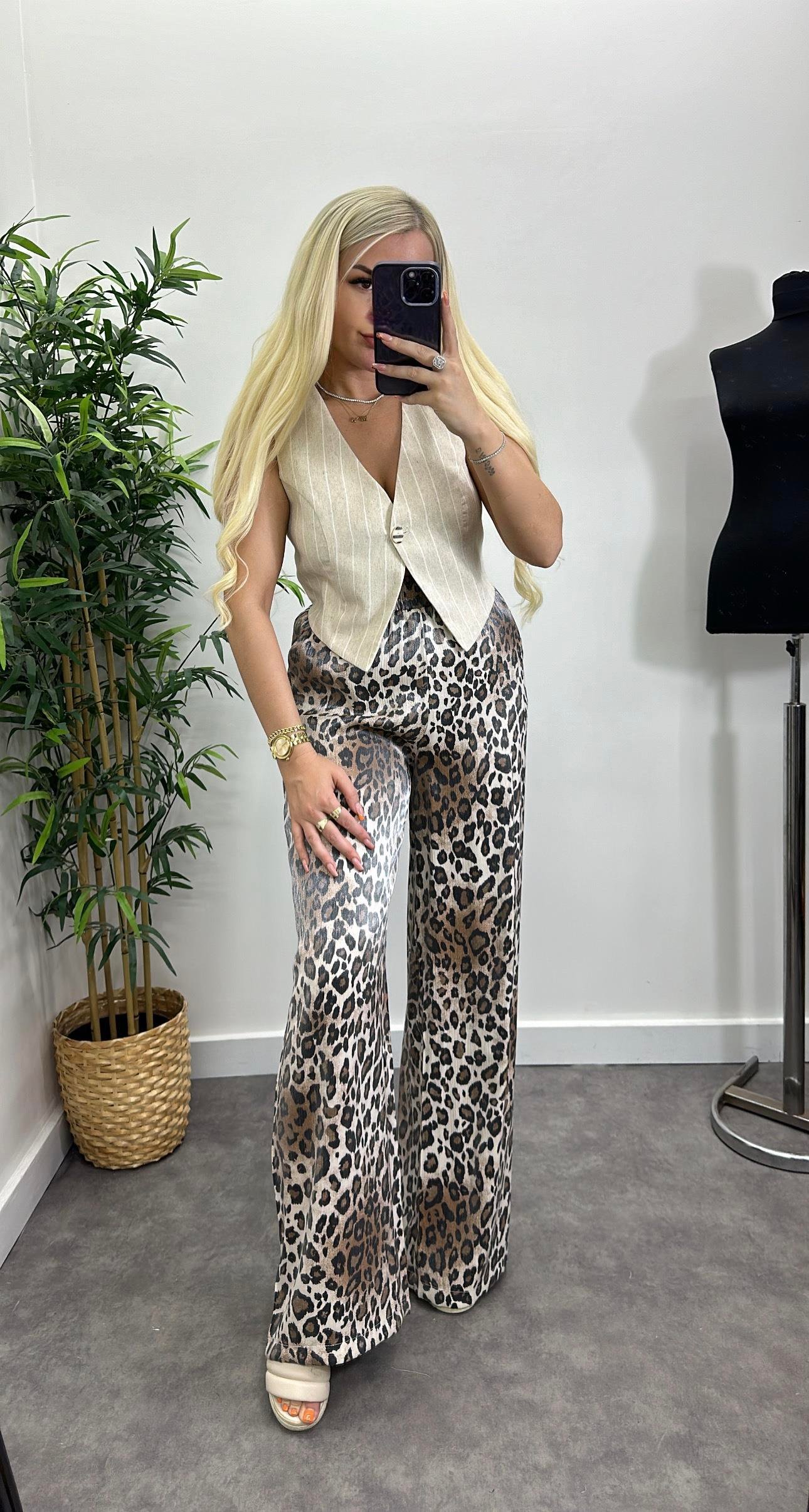 Parlak Kumaş Leopar Pantolon