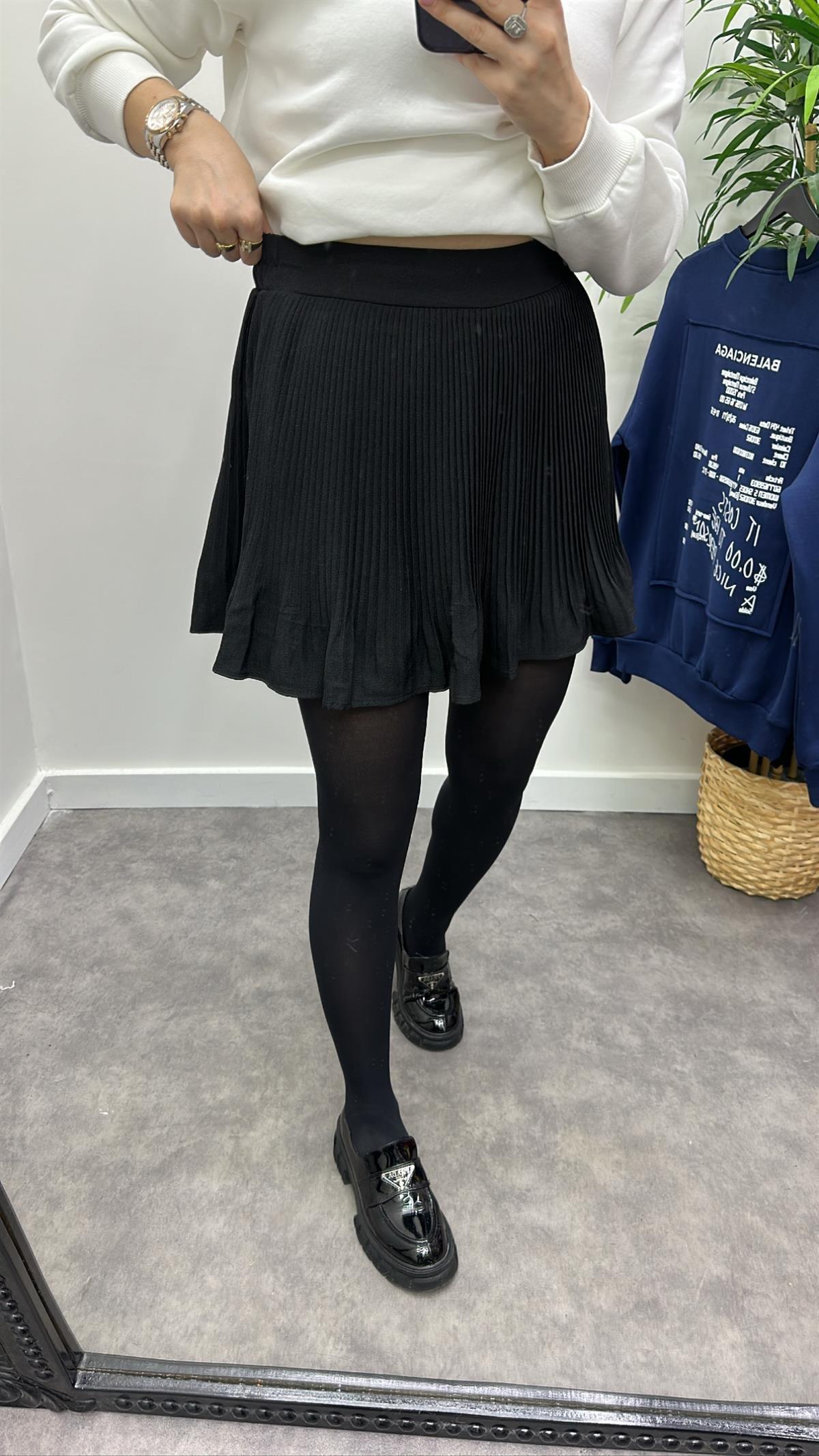 Pliseli Şortlu Etek