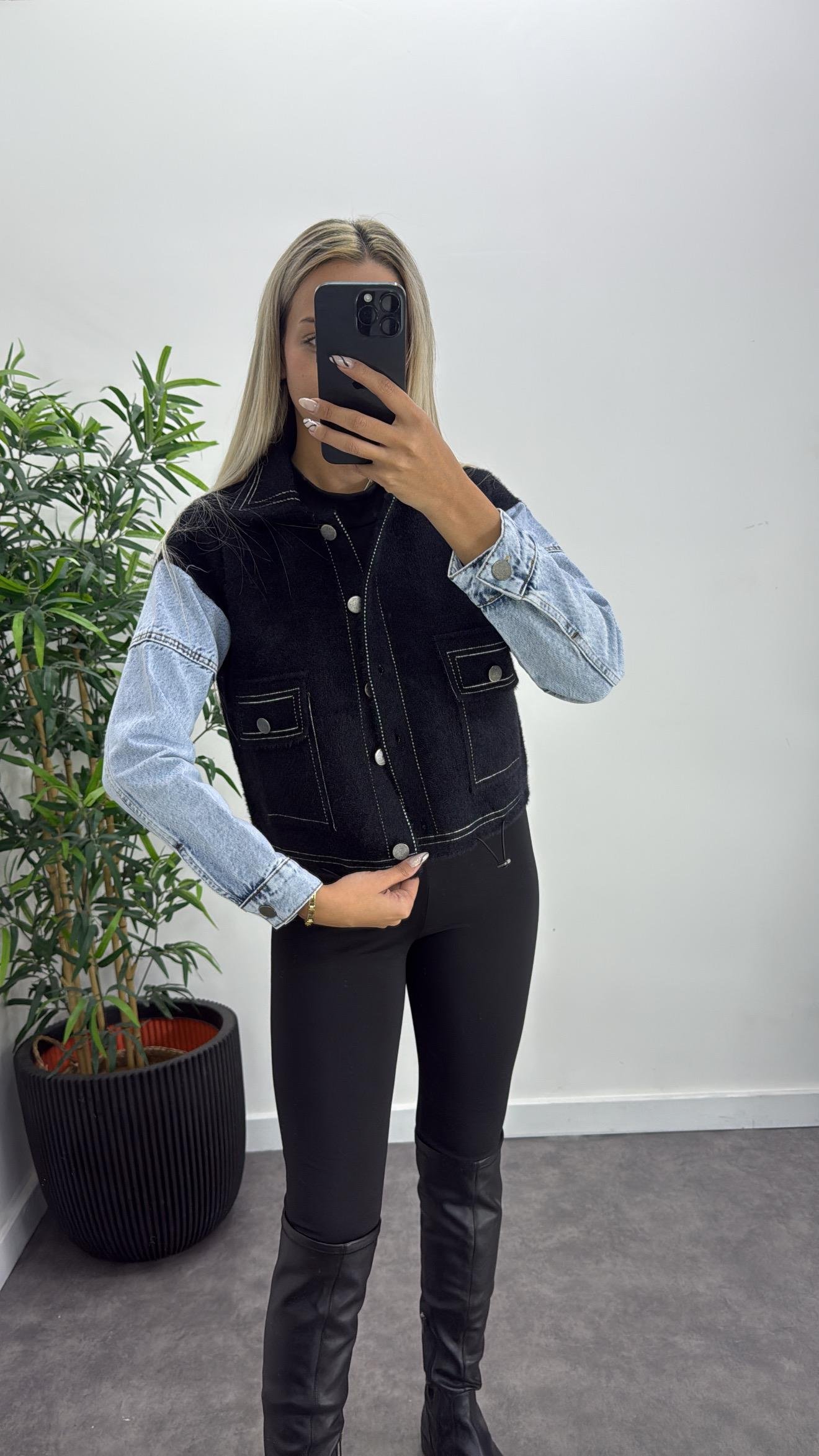 Saçaklı Jean Detay Ceket