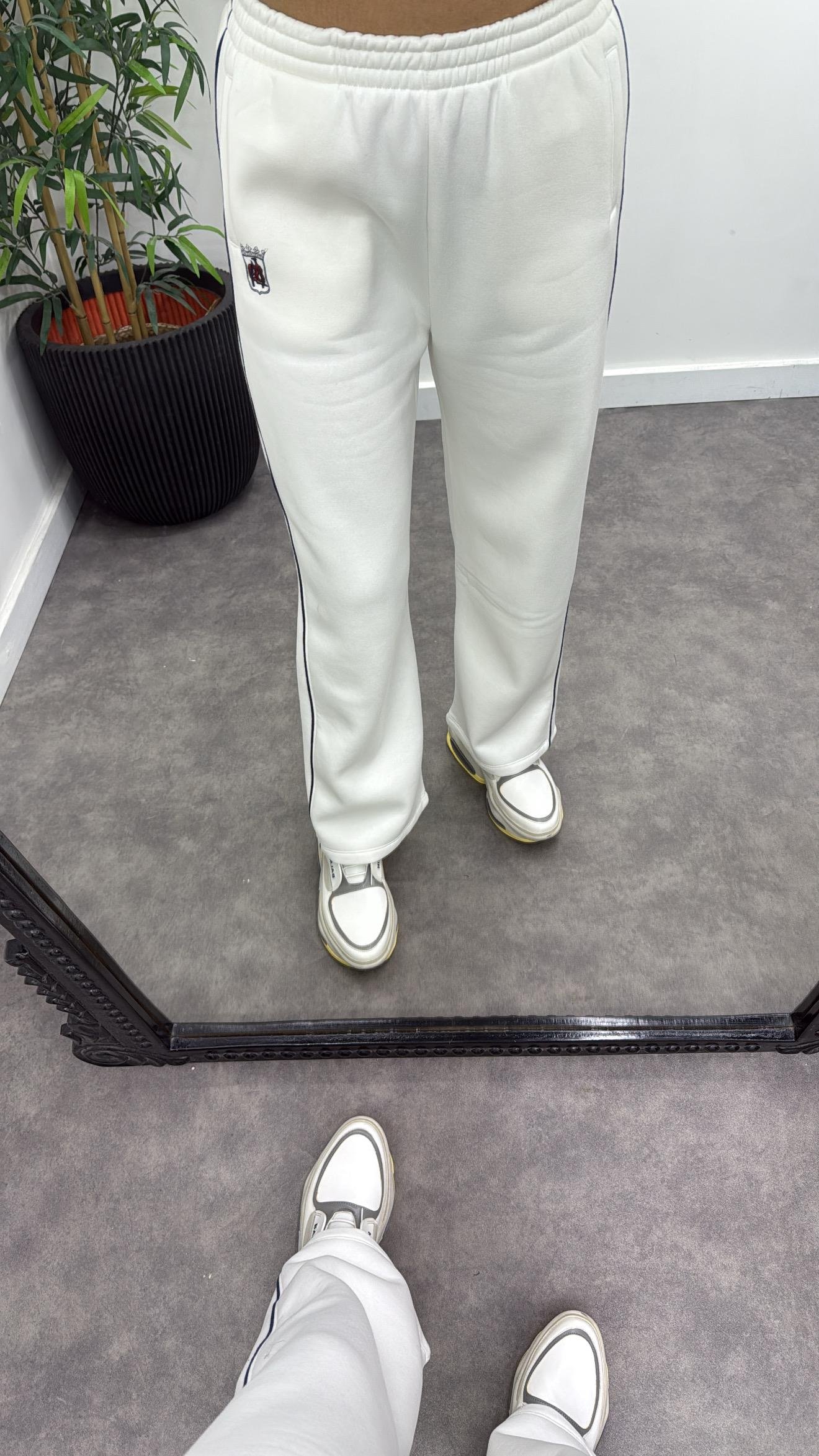 Şardonlu Üç İplk Takım