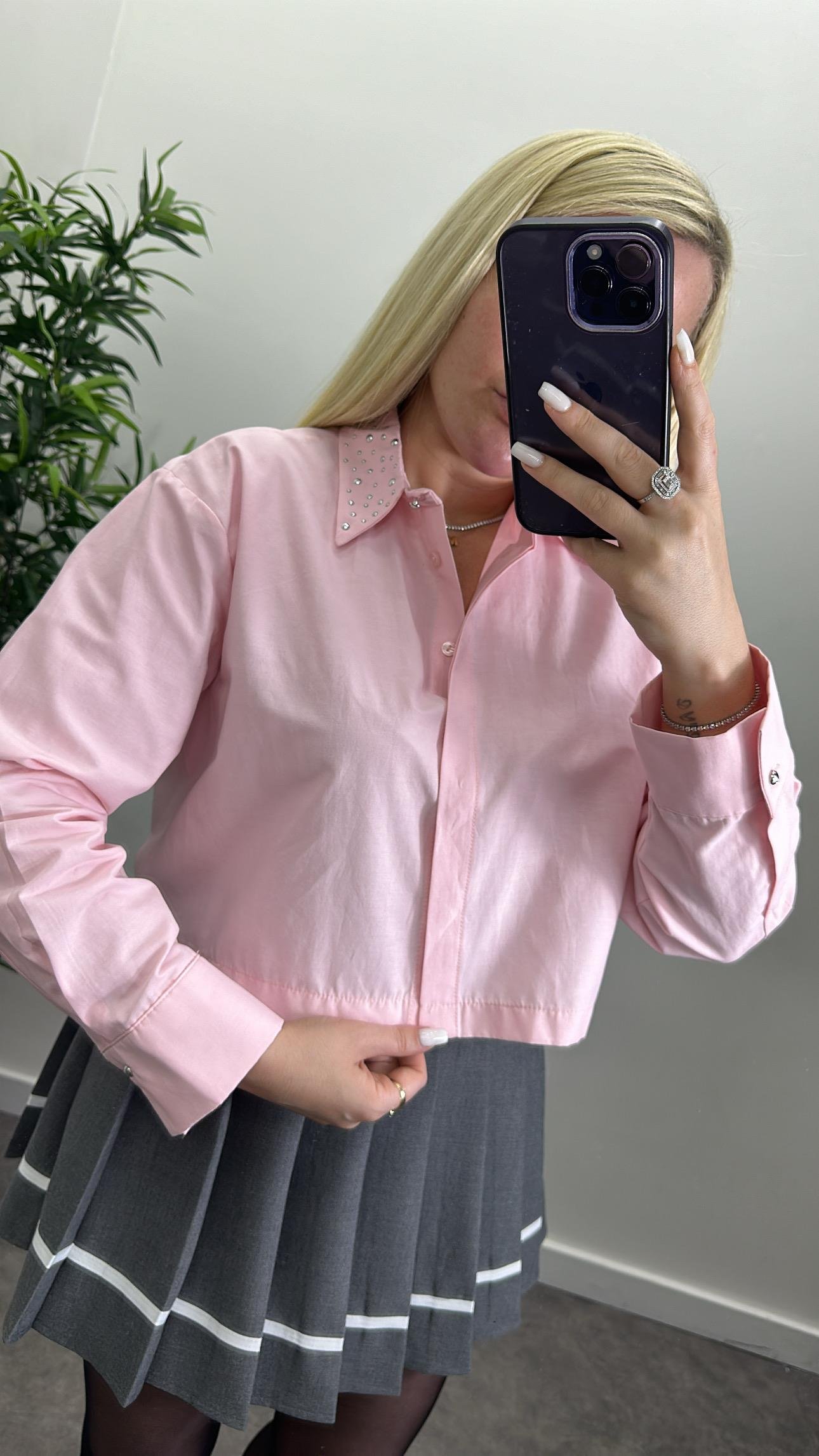 Yaka Zımba Detay Gömlek